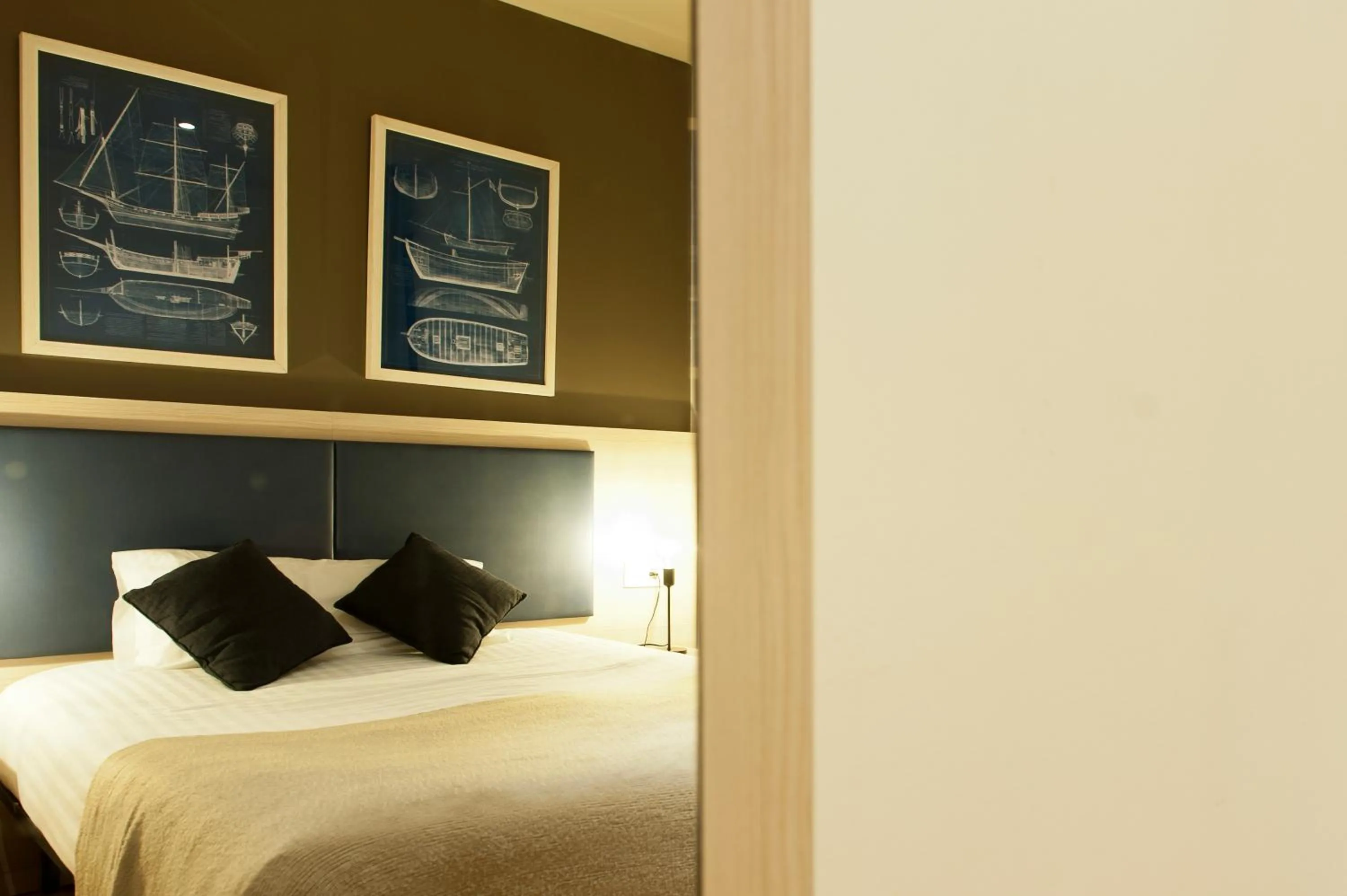 Bedroom, Bed in MH Apartments Ramblas