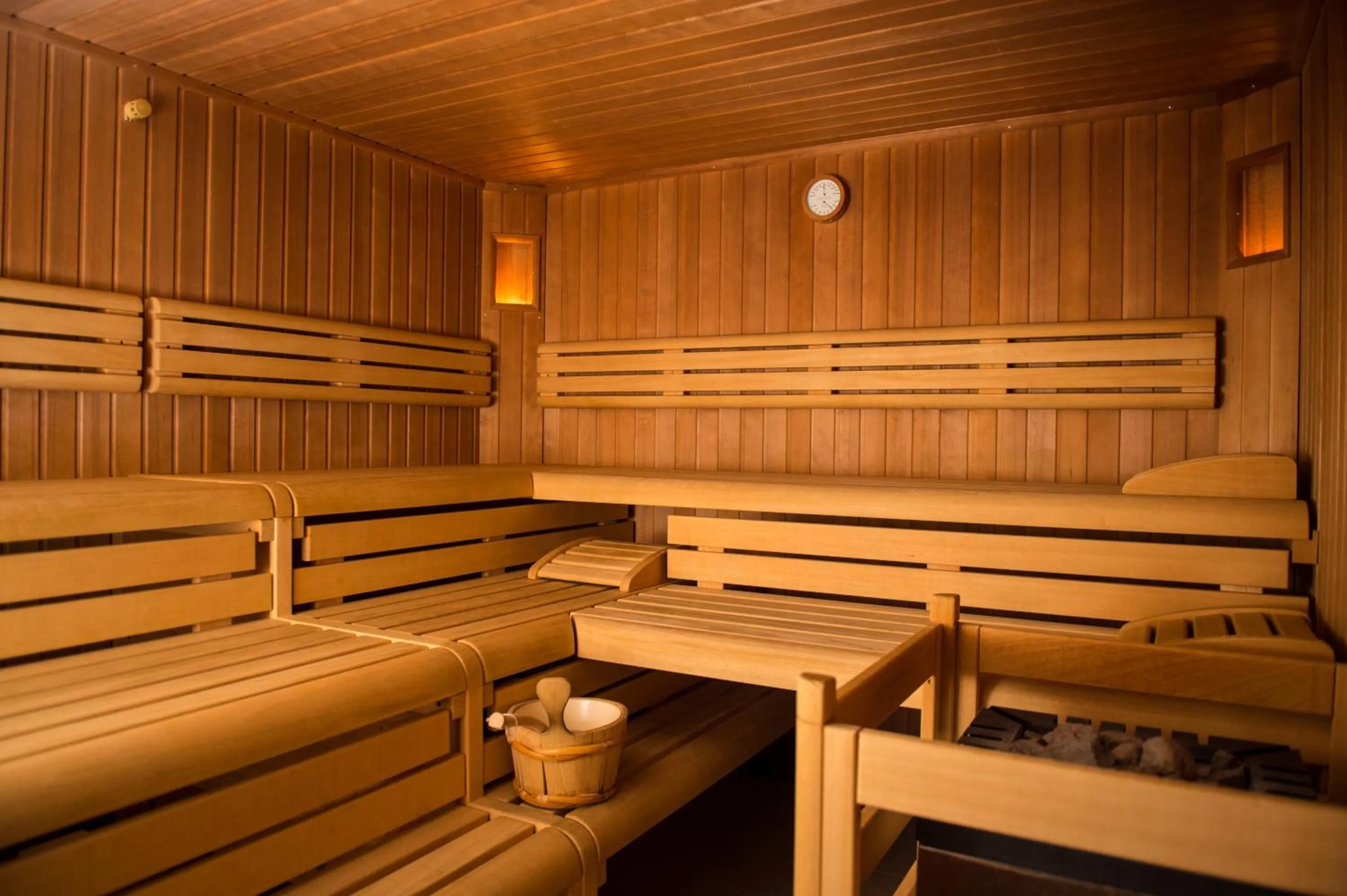 Hot Tub in Natur Pur Hotel Unterpichl