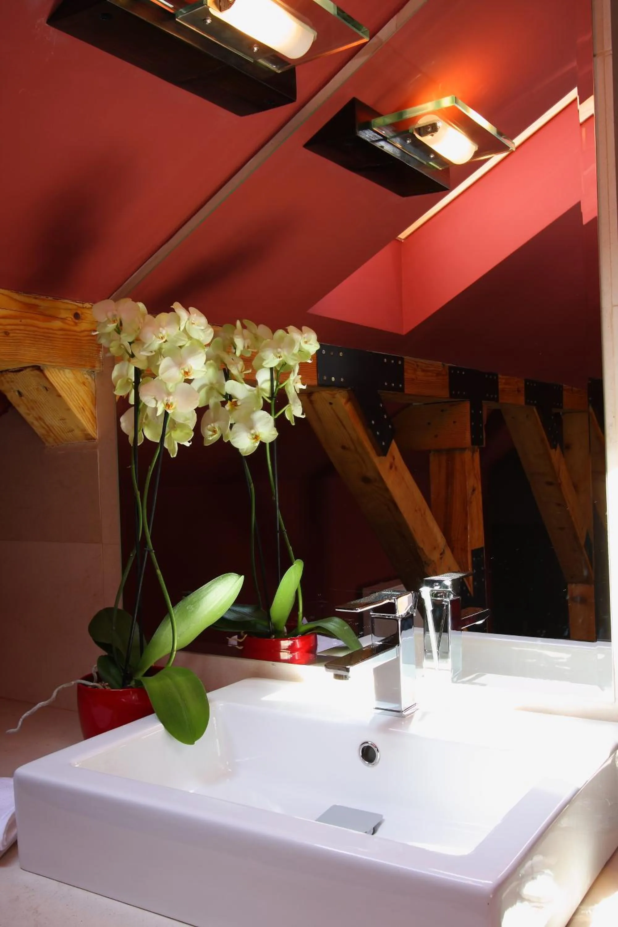 Decorative detail in Hotel Orizont