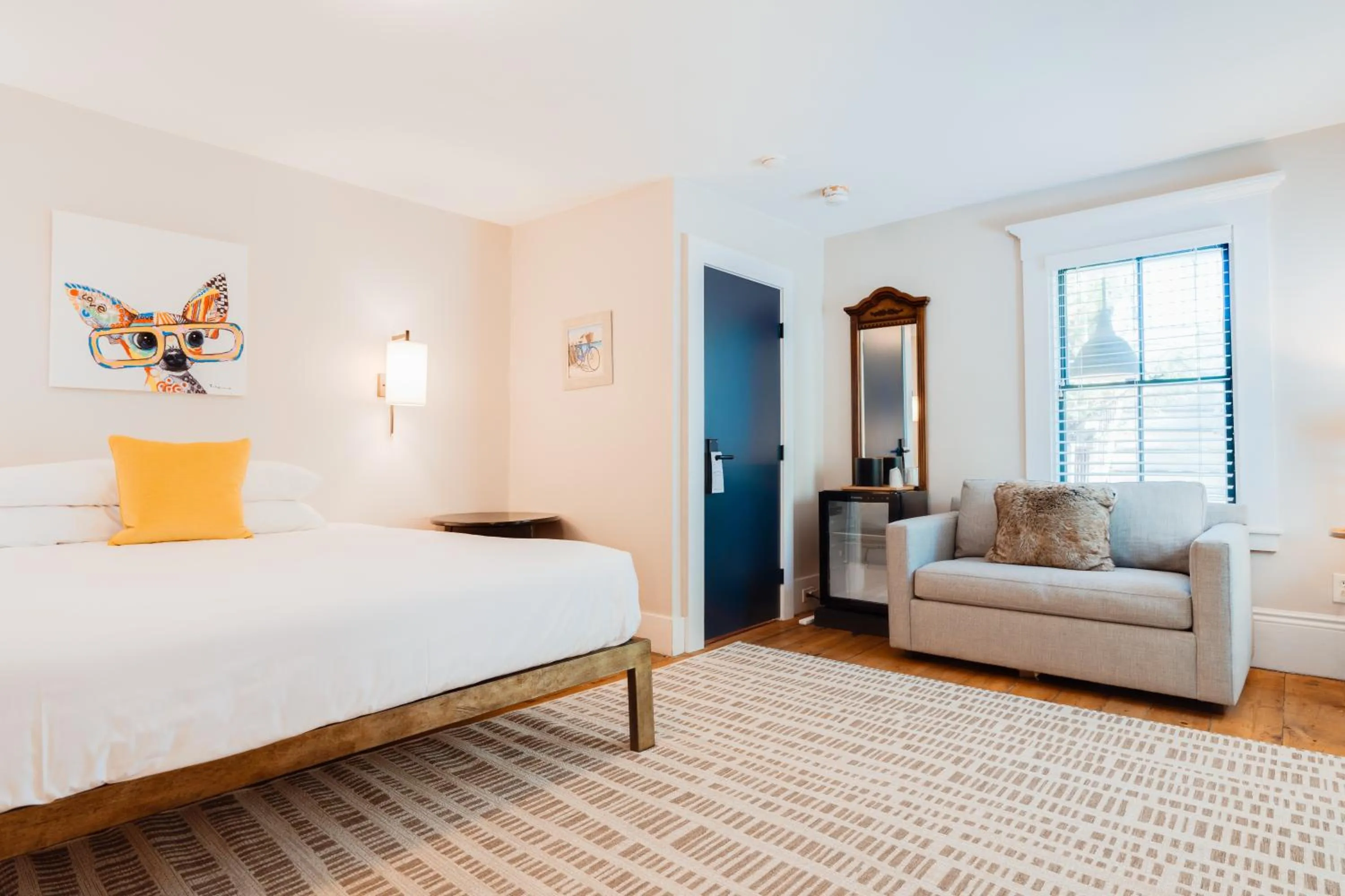 Bedroom, Bed in Waterford Inn Provincetown