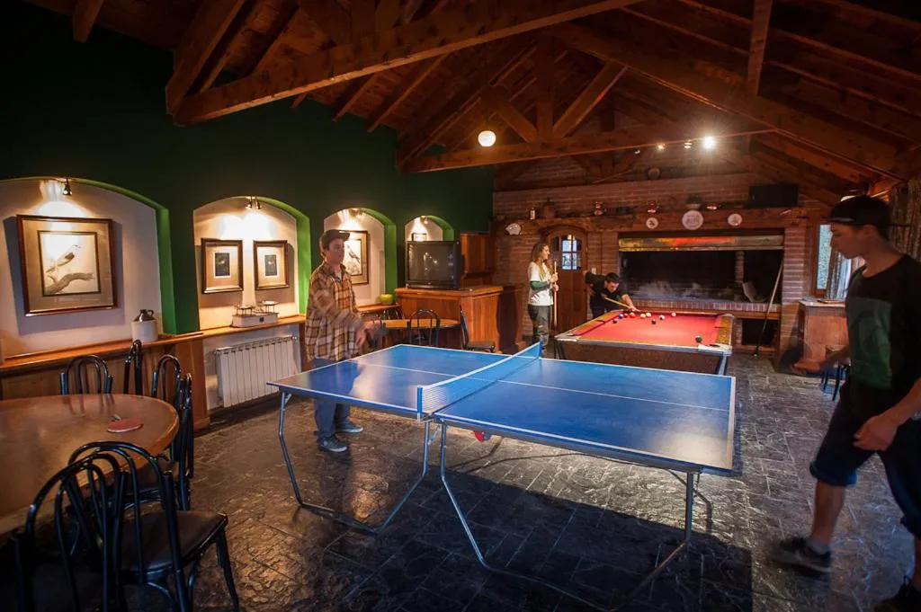 Billiard in Apart Hotel La Bora