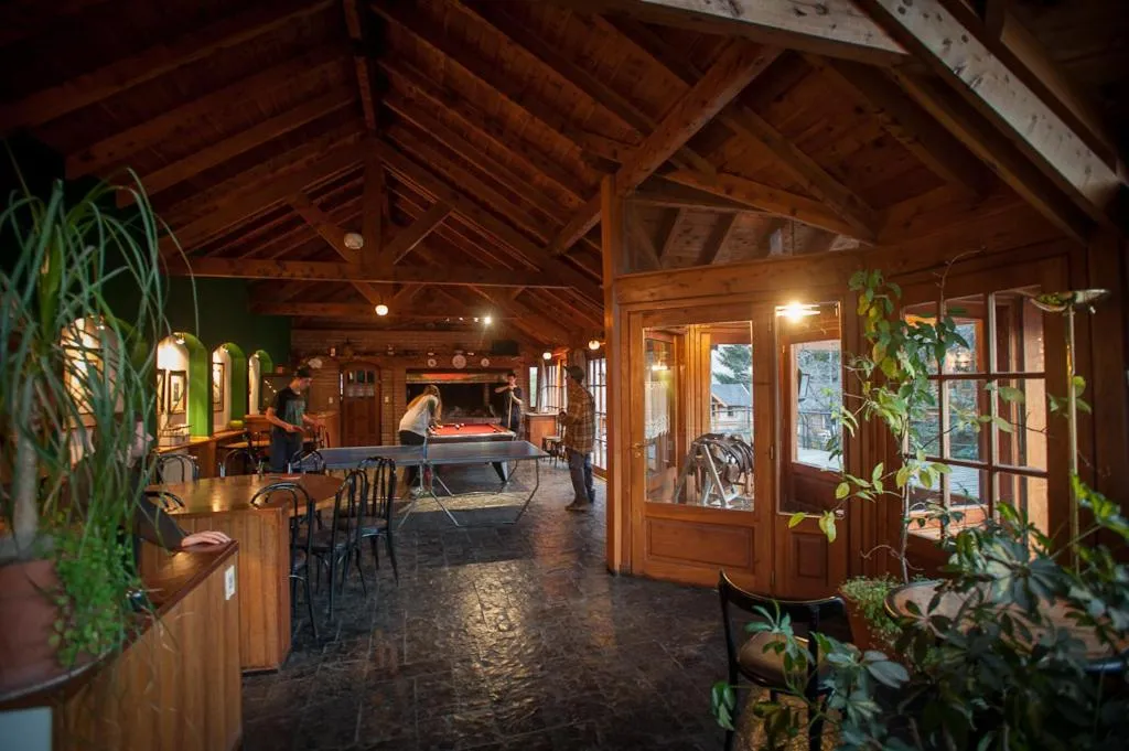 Billiard in Apart Hotel La Bora