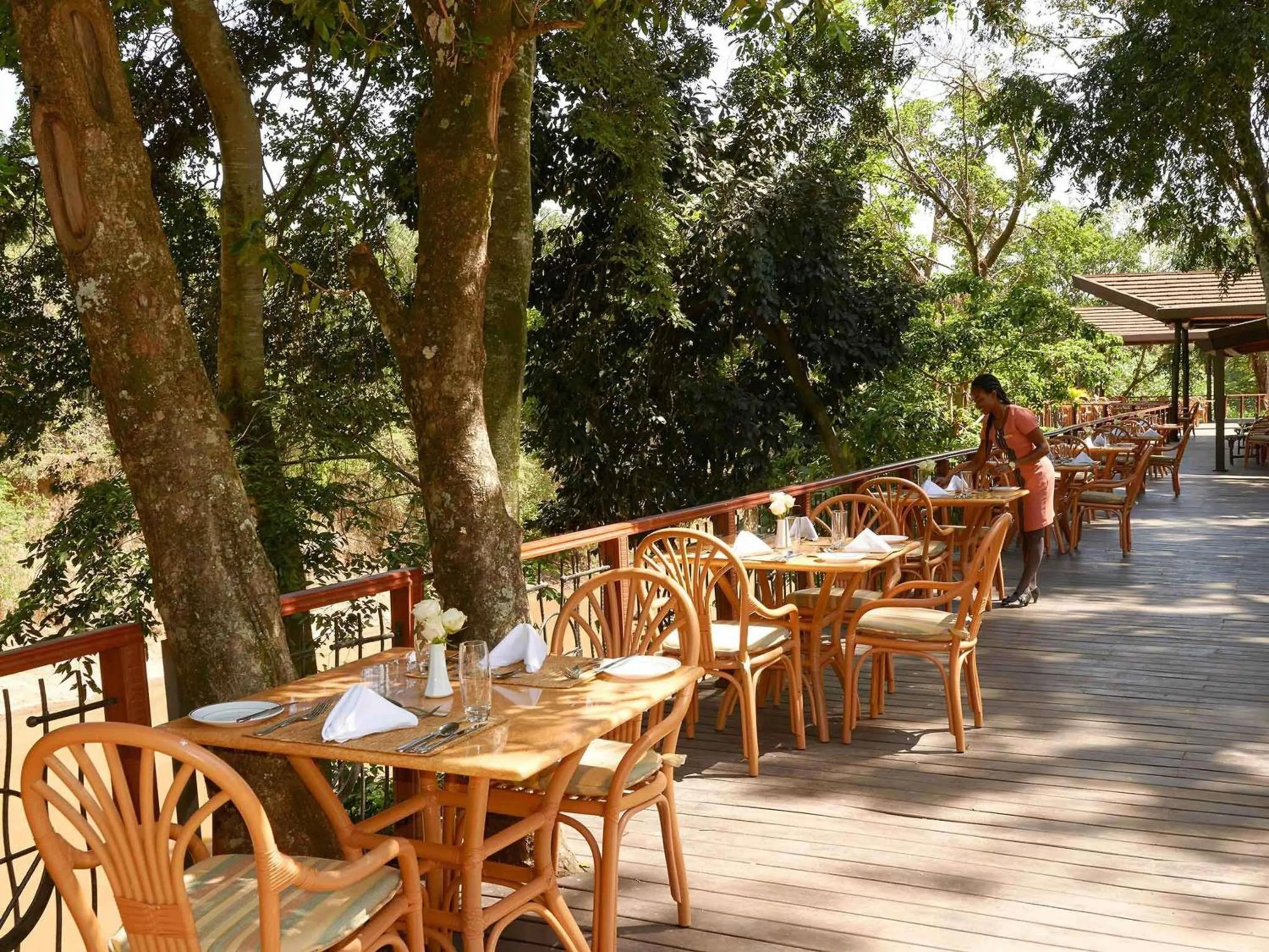 Restaurant/places to eat in Fairmont Mara Safari Club