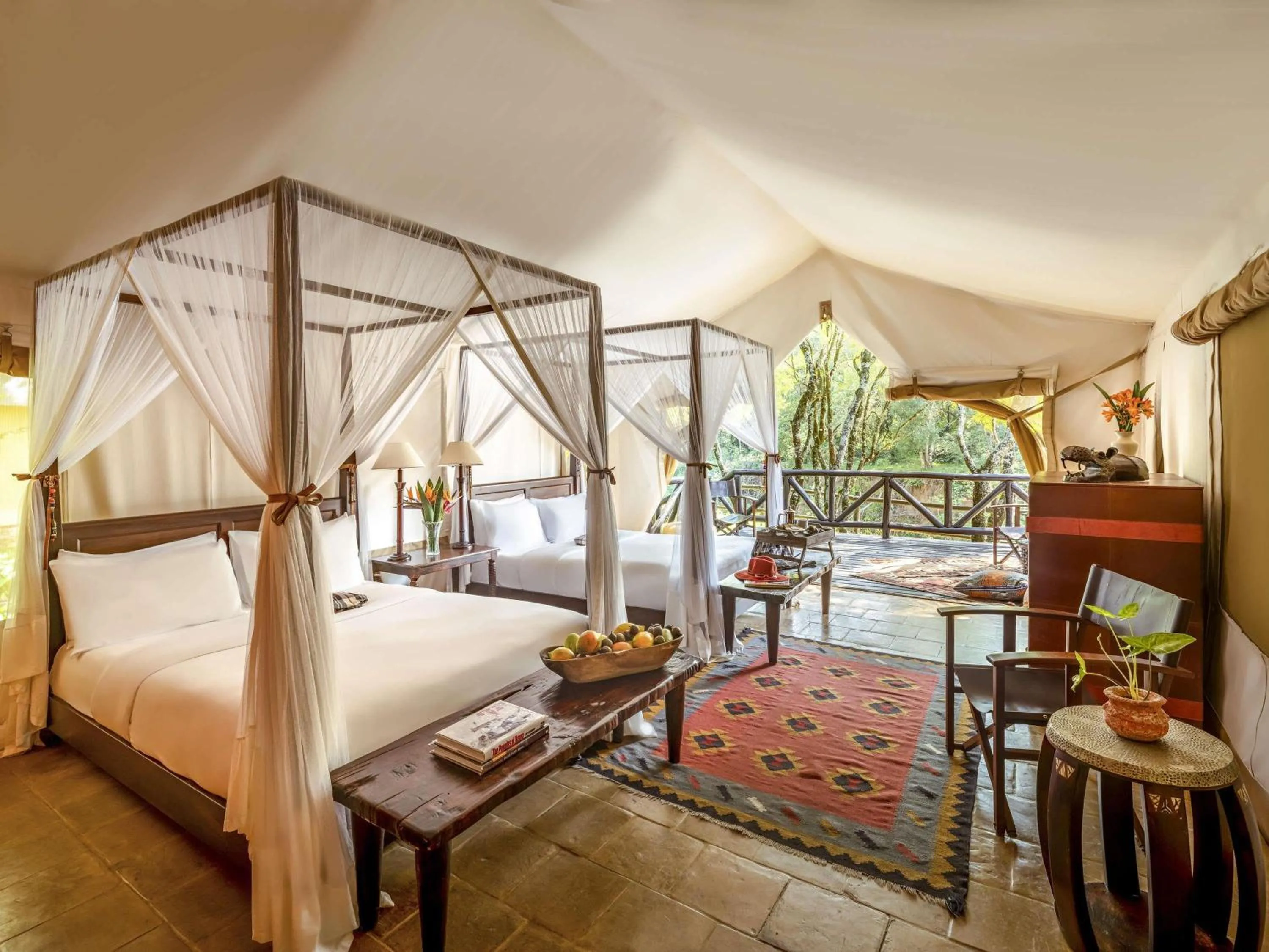 Bedroom, Bed in Fairmont Mara Safari Club