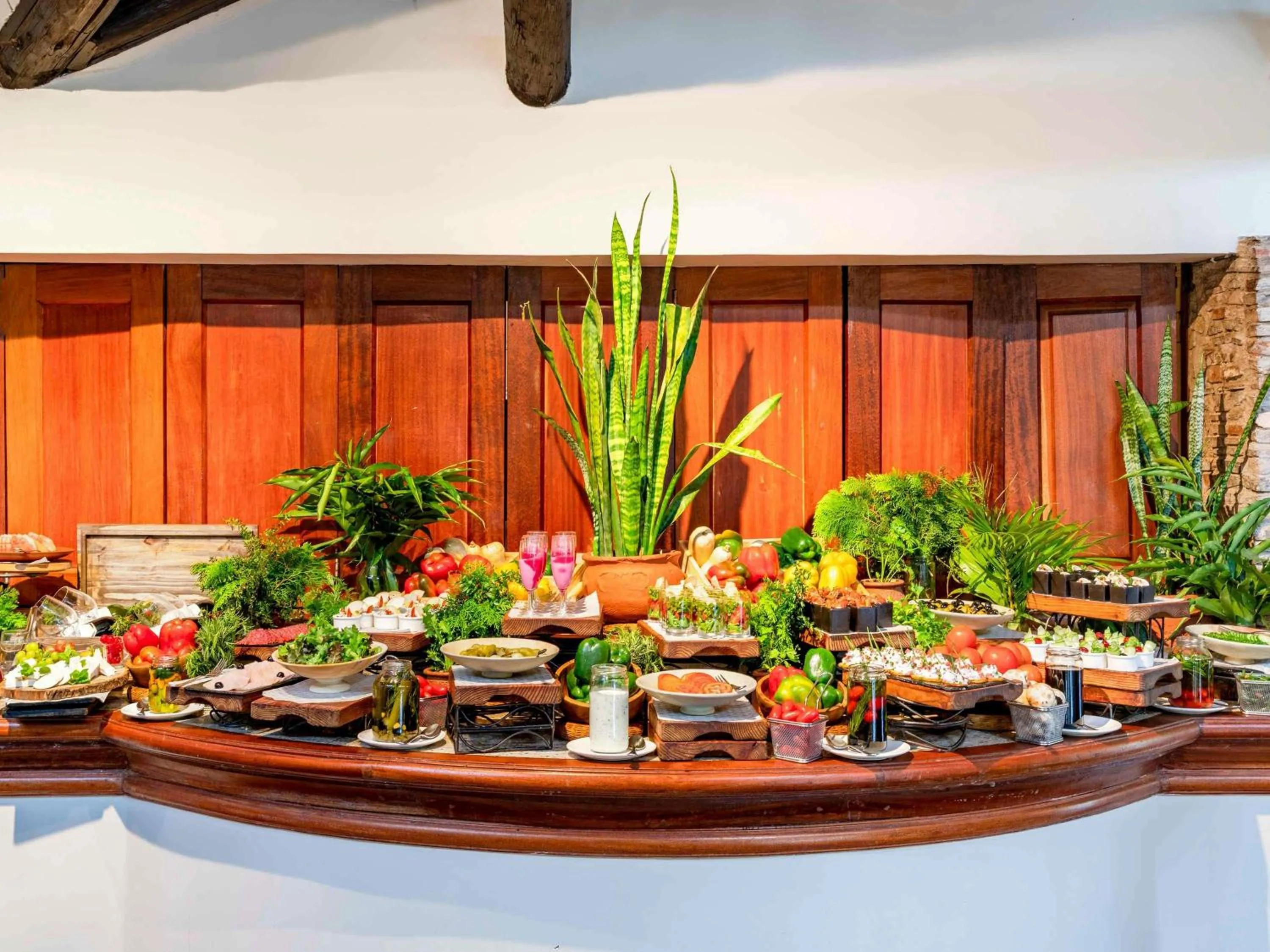 Restaurant/places to eat in Fairmont Mara Safari Club