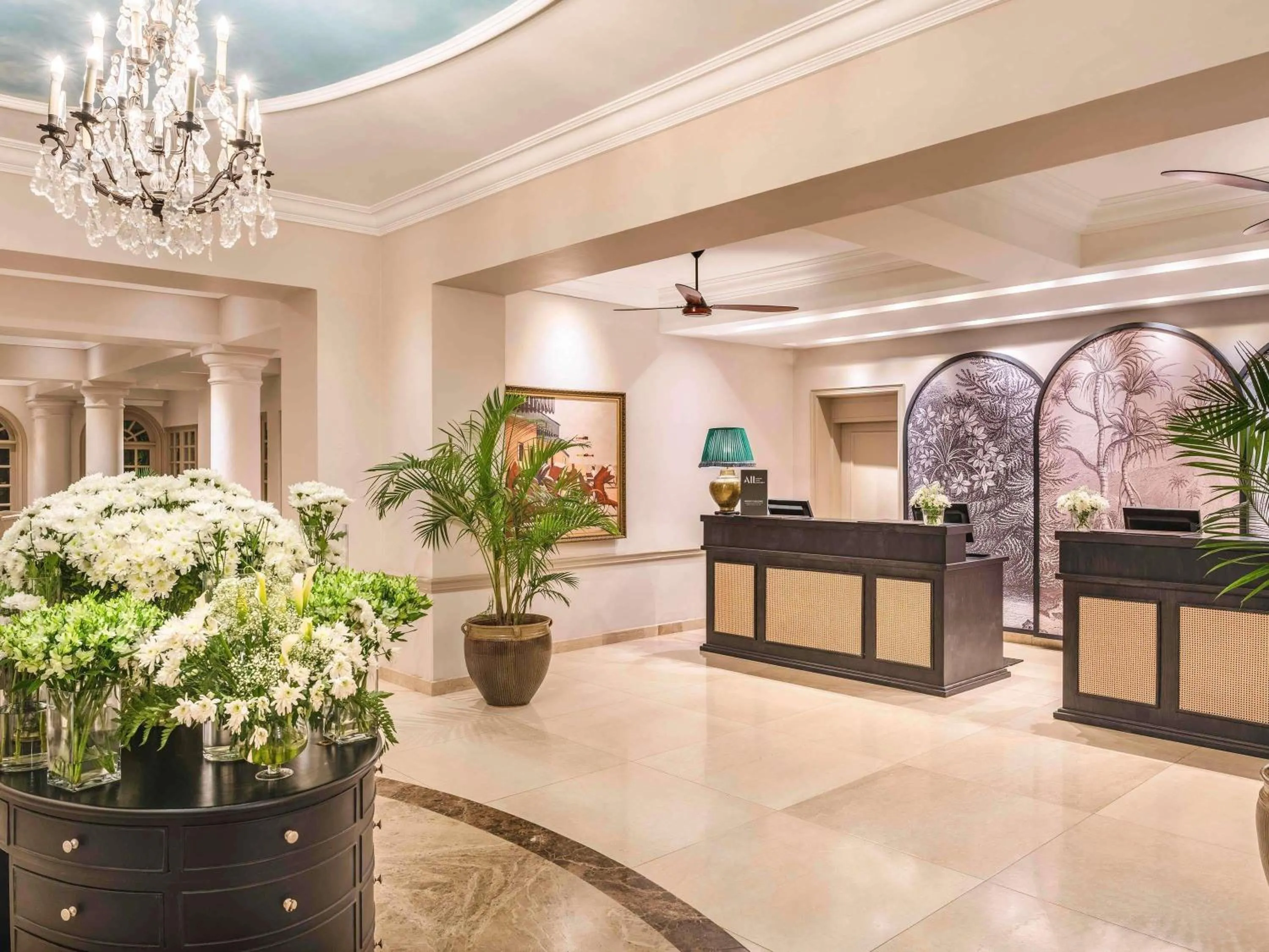 Property building in Fairmont The Norfolk