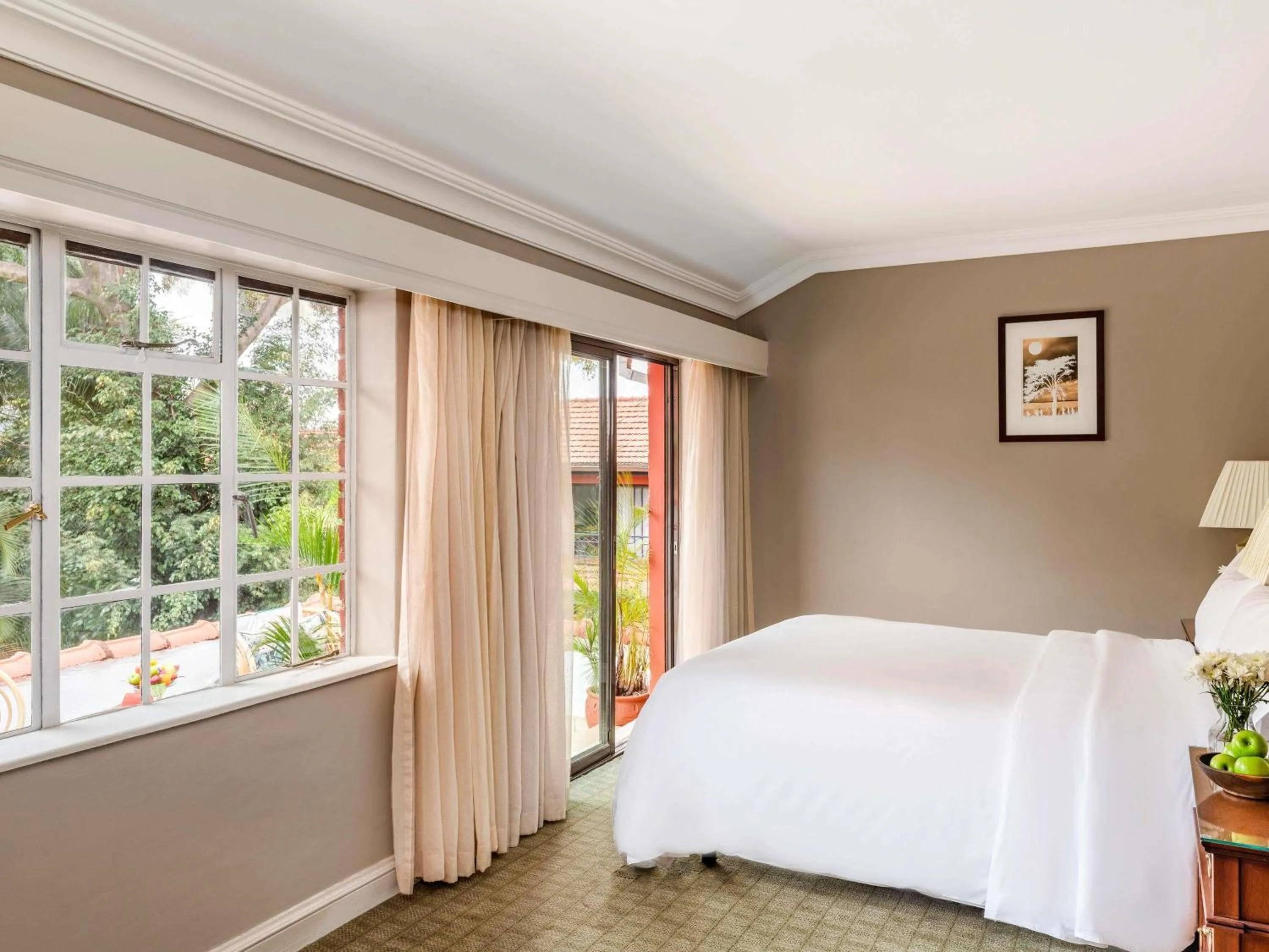 Bedroom, Bed in Fairmont The Norfolk