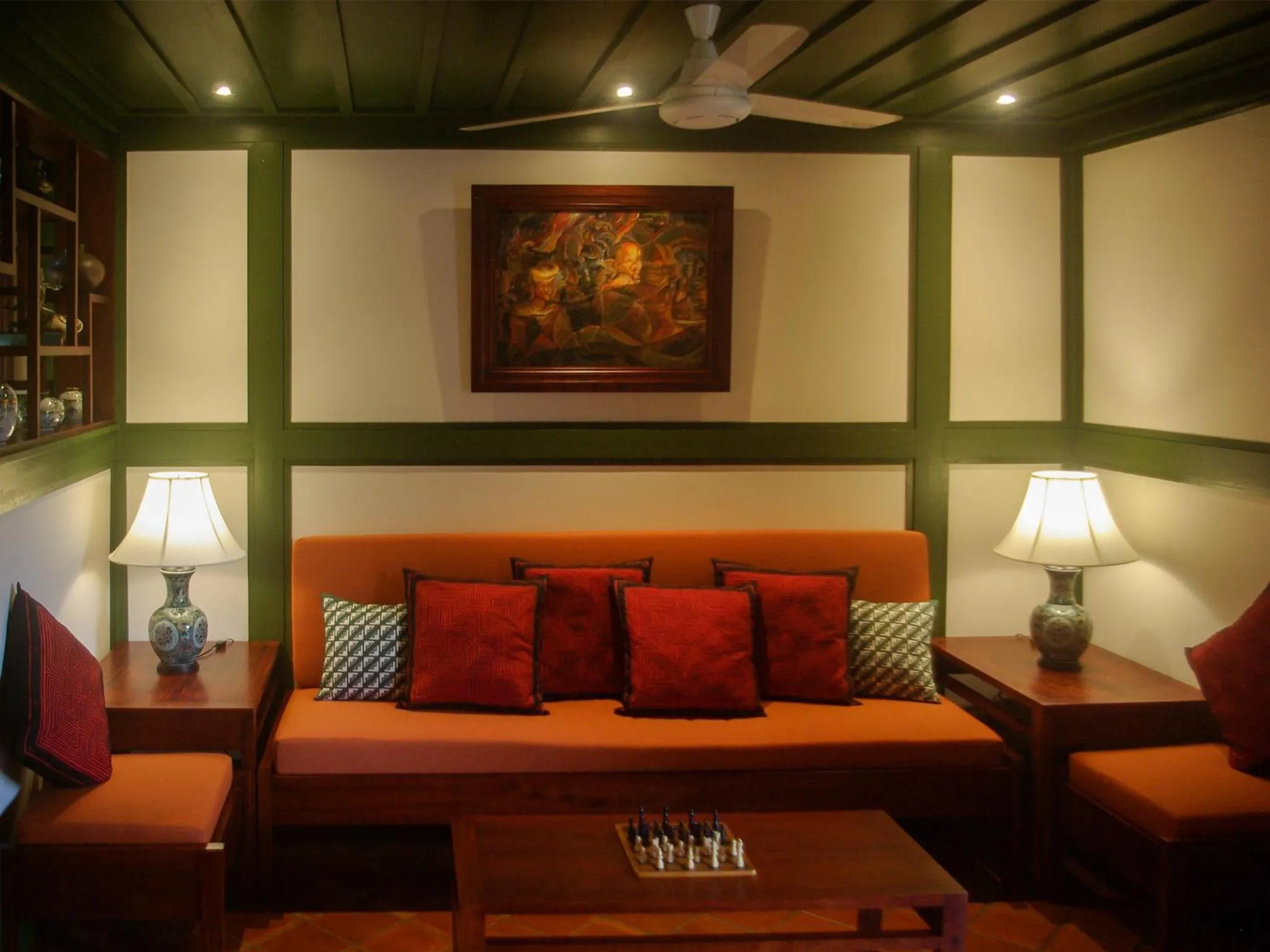 Communal lounge/ TV room in Maison Houng Chanh - Luang prabang