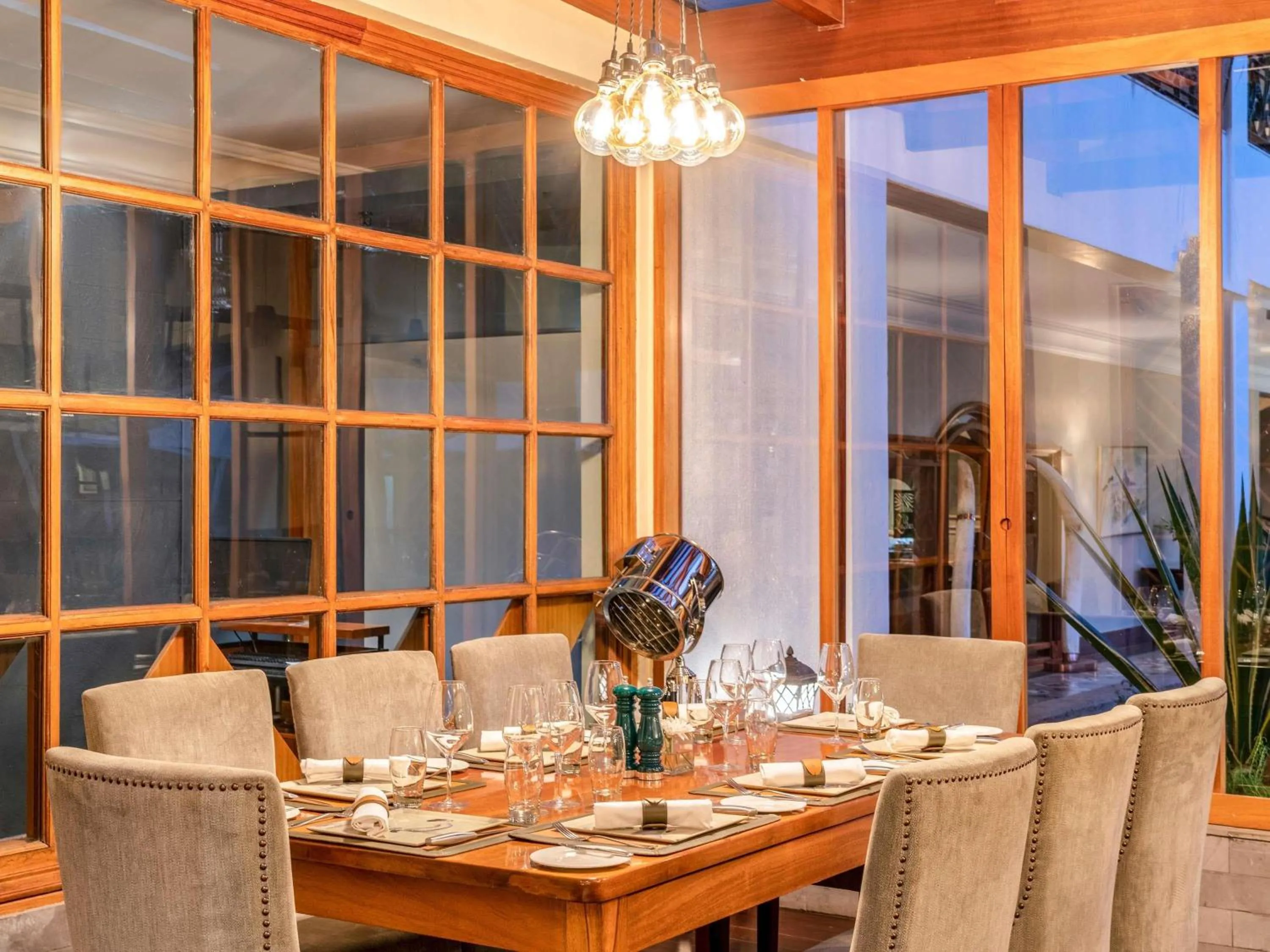 Restaurant/places to eat in Fairmont Mount Kenya Safari Club