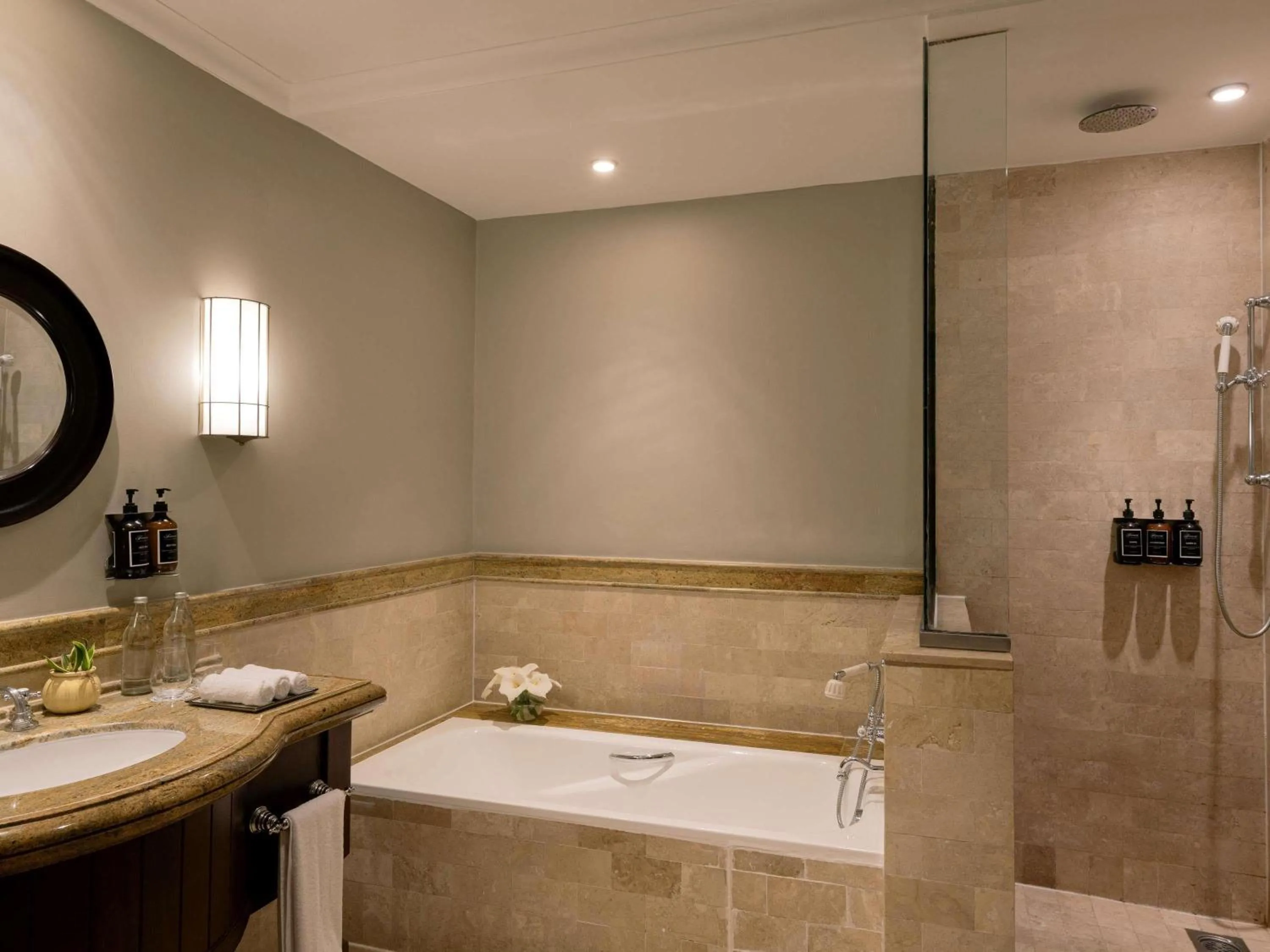 Bedroom in Fairmont Mount Kenya Safari Club