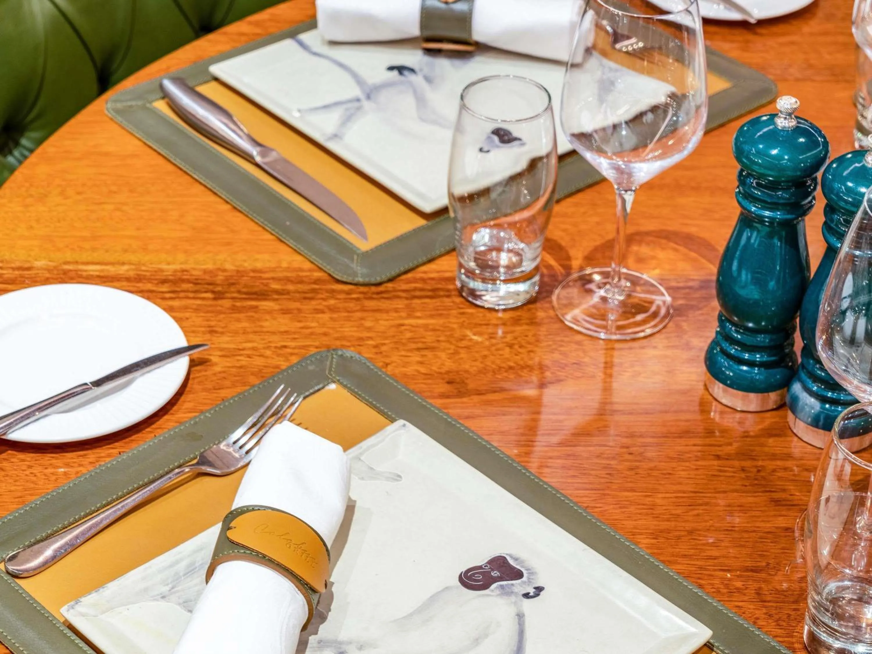 Restaurant/places to eat in Fairmont Mount Kenya Safari Club