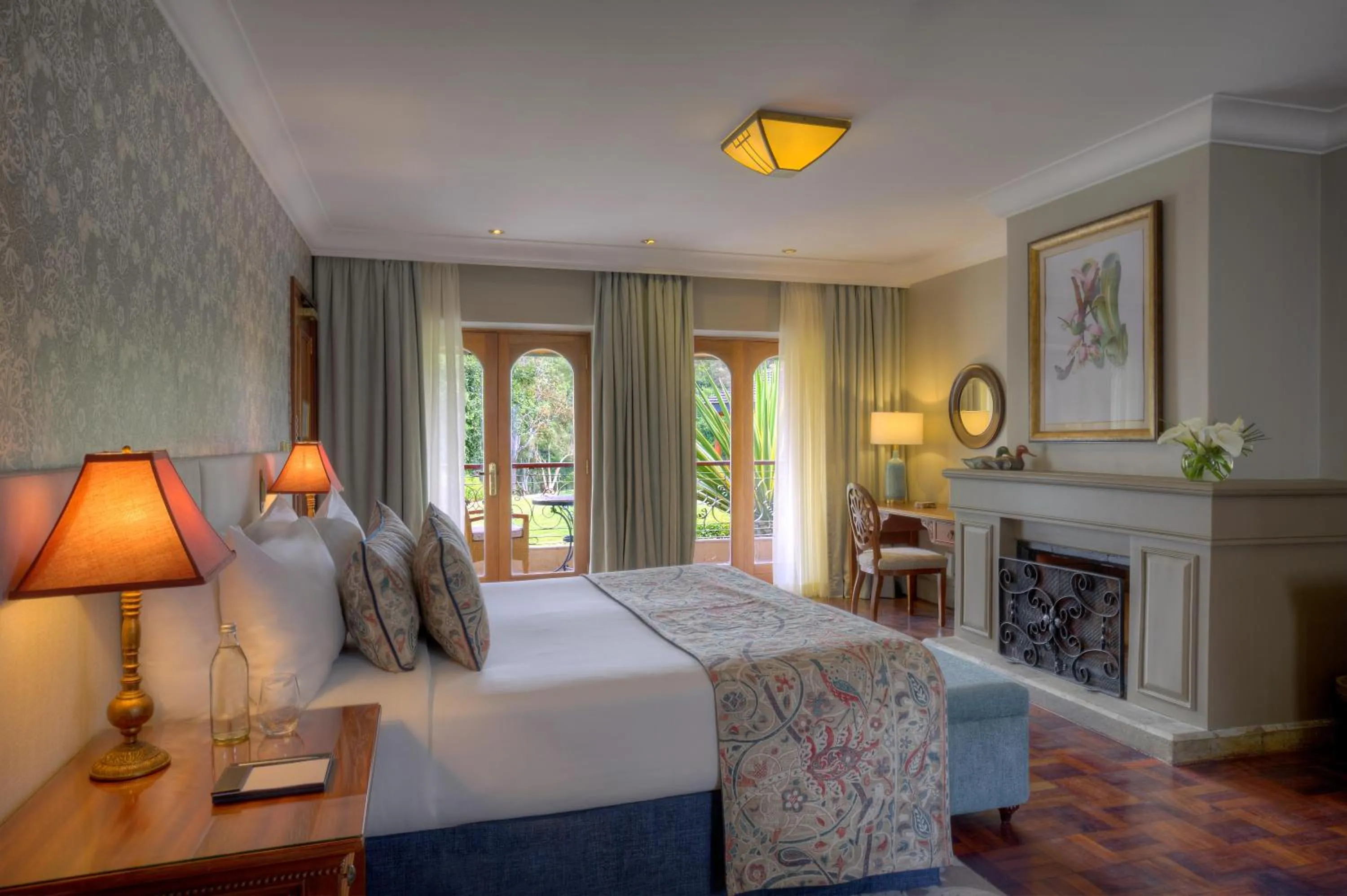 Bed in Fairmont Mount Kenya Safari Club