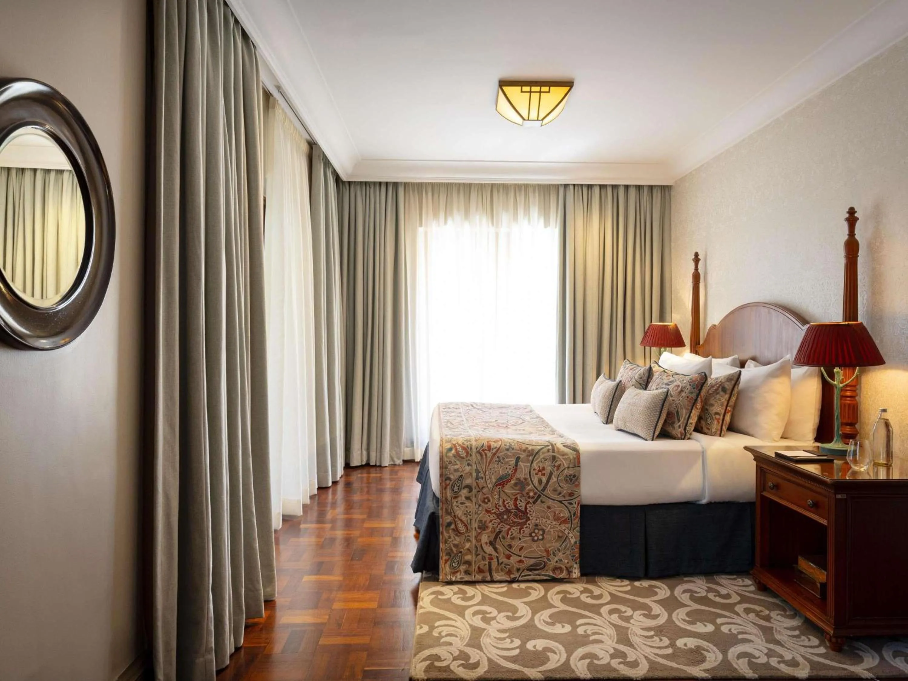 Bedroom, Bed in Fairmont Mount Kenya Safari Club