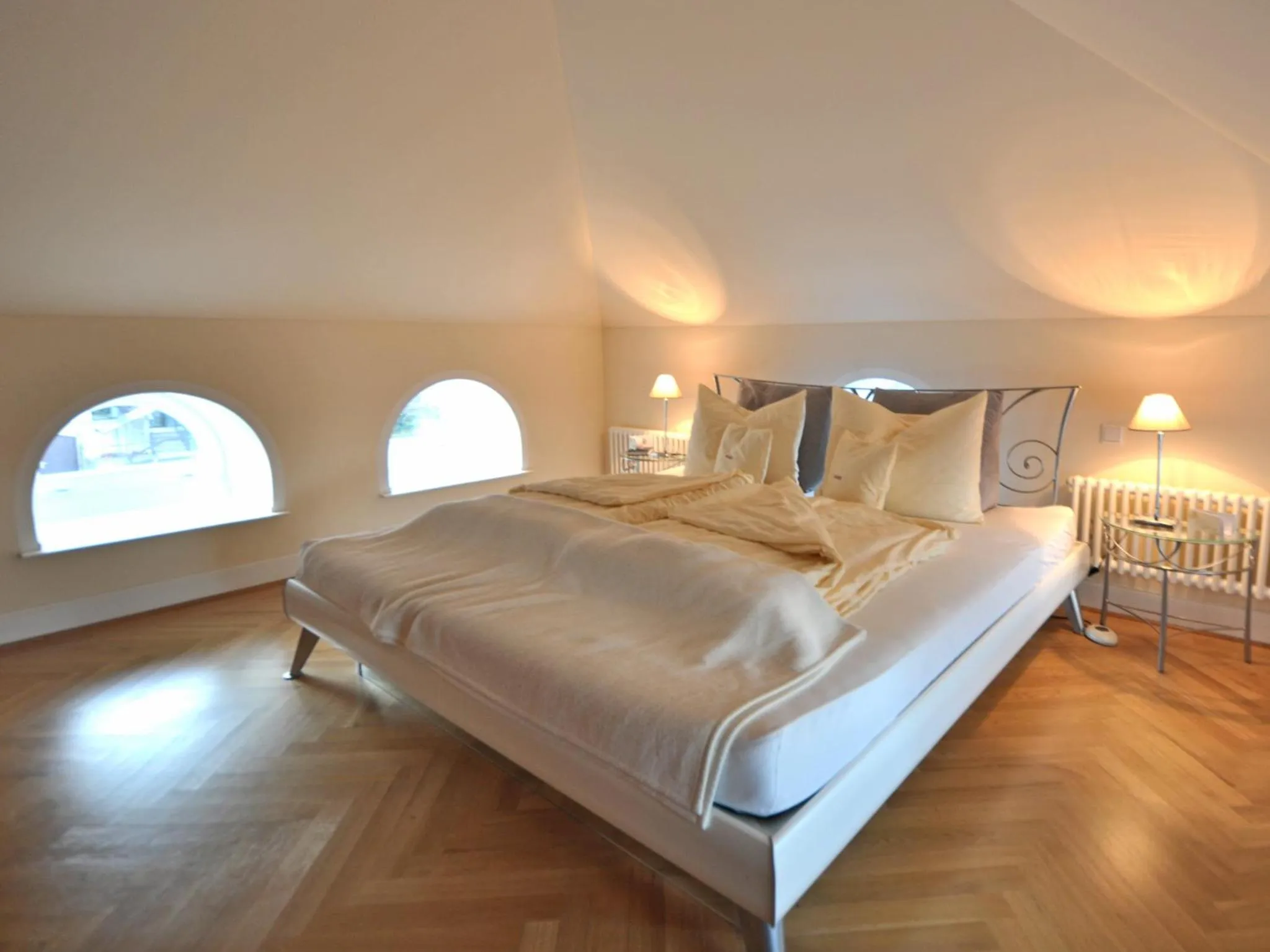 Bedroom, Bed in Villa Andante Apartmenthotel