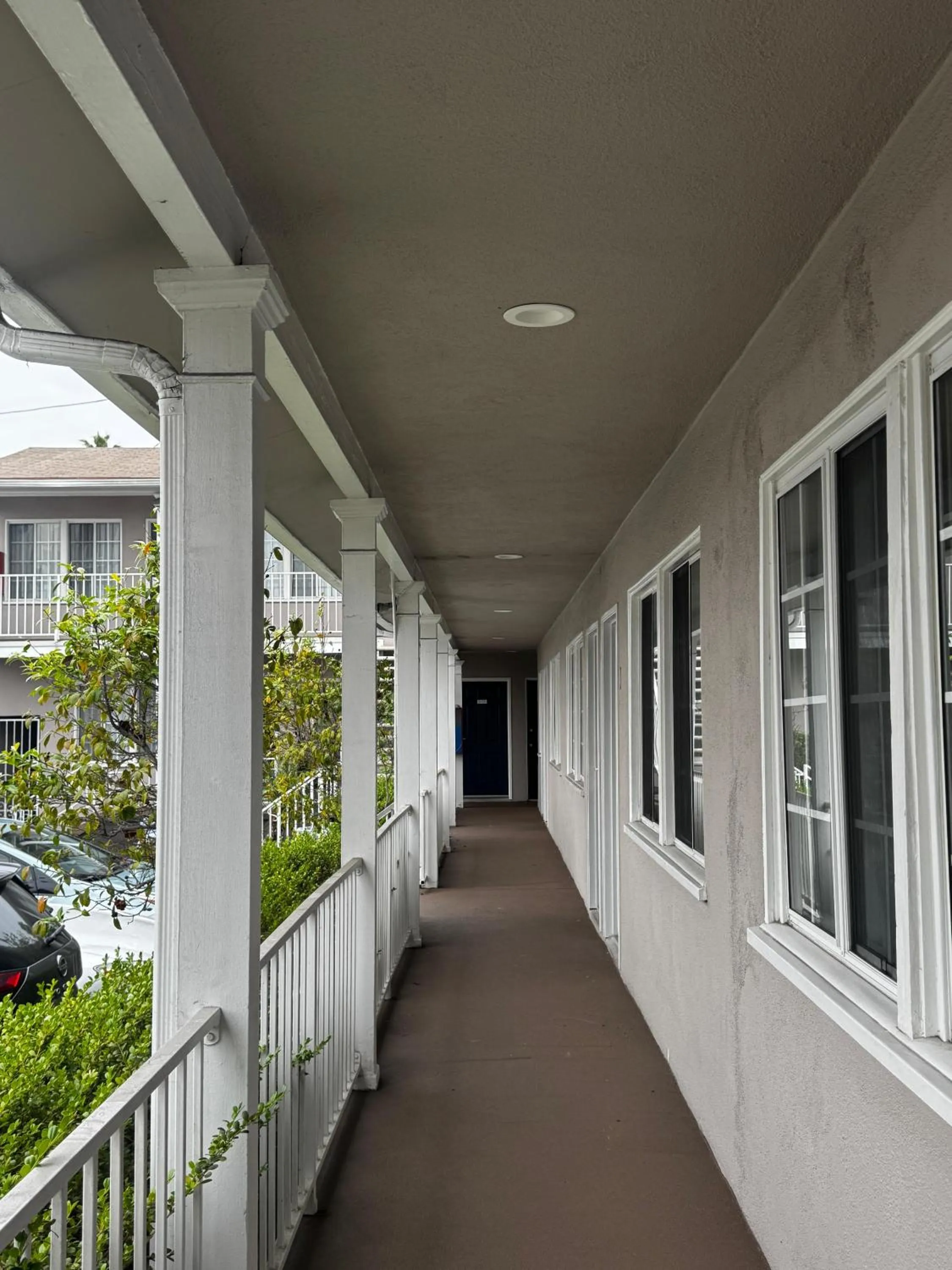 Property building in Friendship Motor Inn