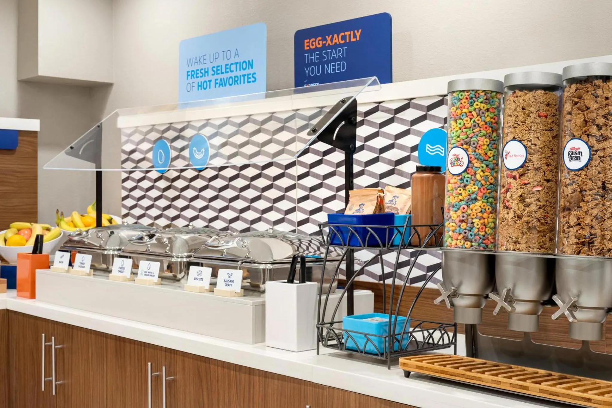 Breakfast in Holiday Inn Express - Bowling Green by IHG