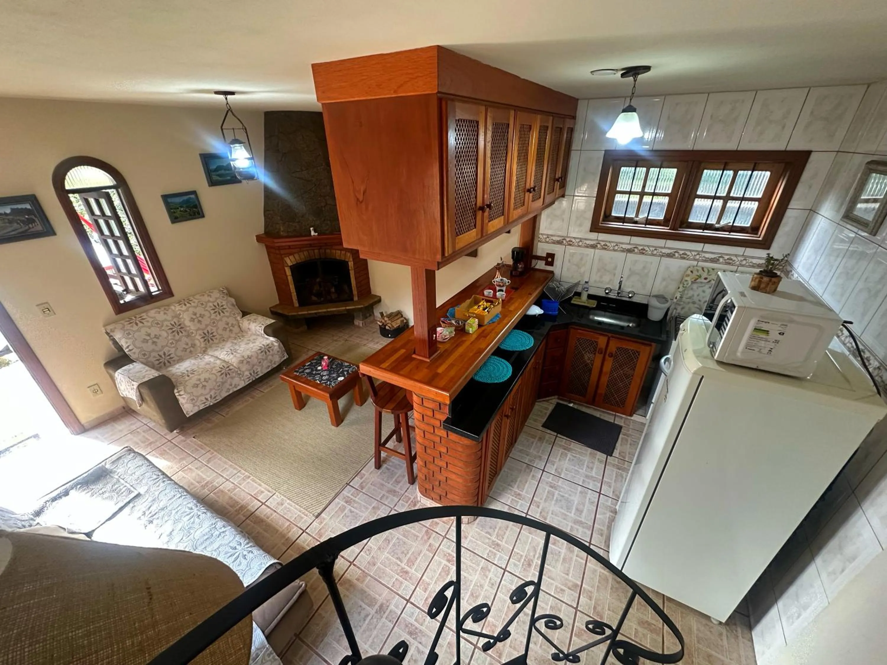 Kitchen or kitchenette in Chalé Dumont Pousadinha