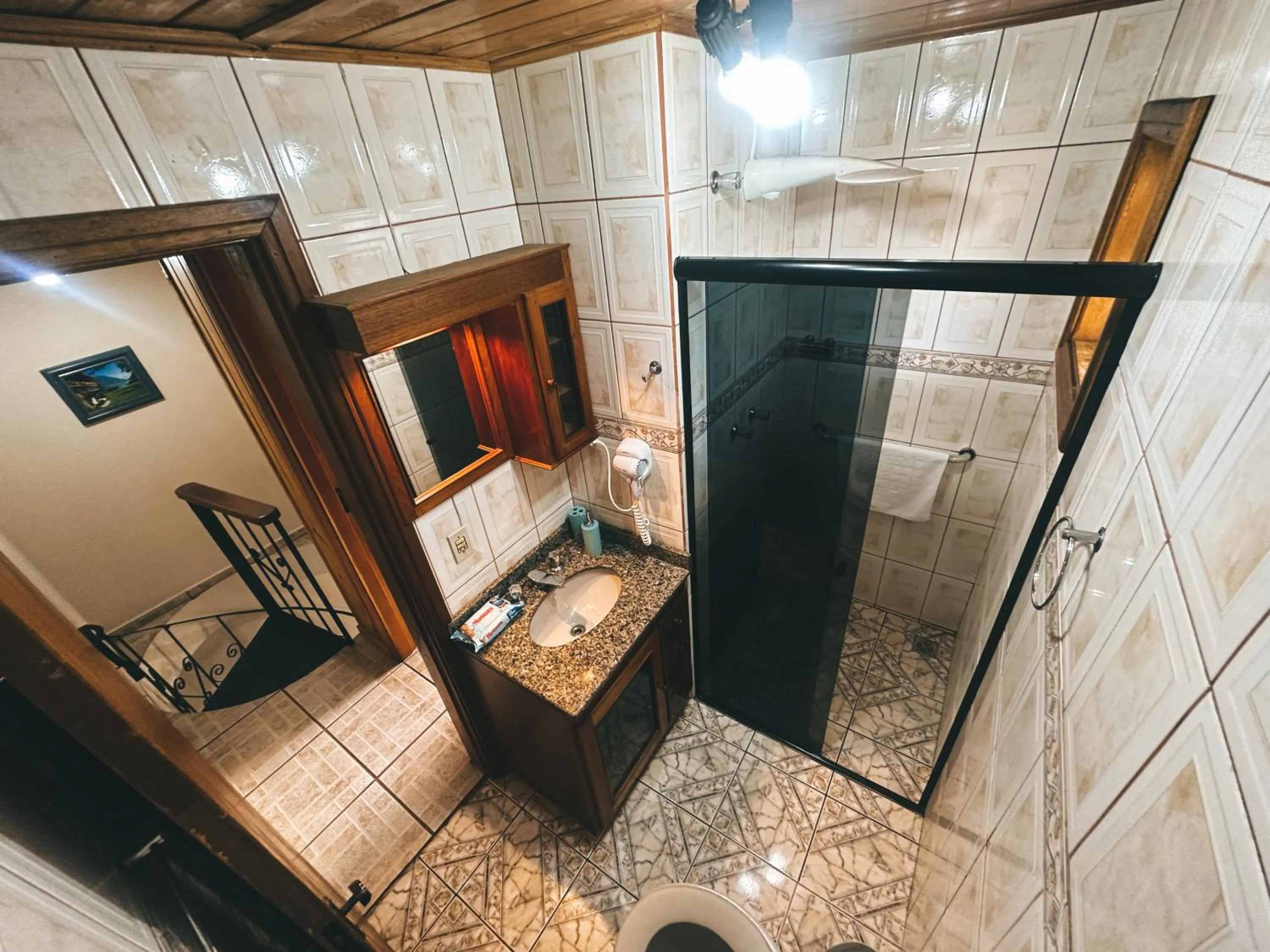 Shower in Chalé Dumont Pousadinha