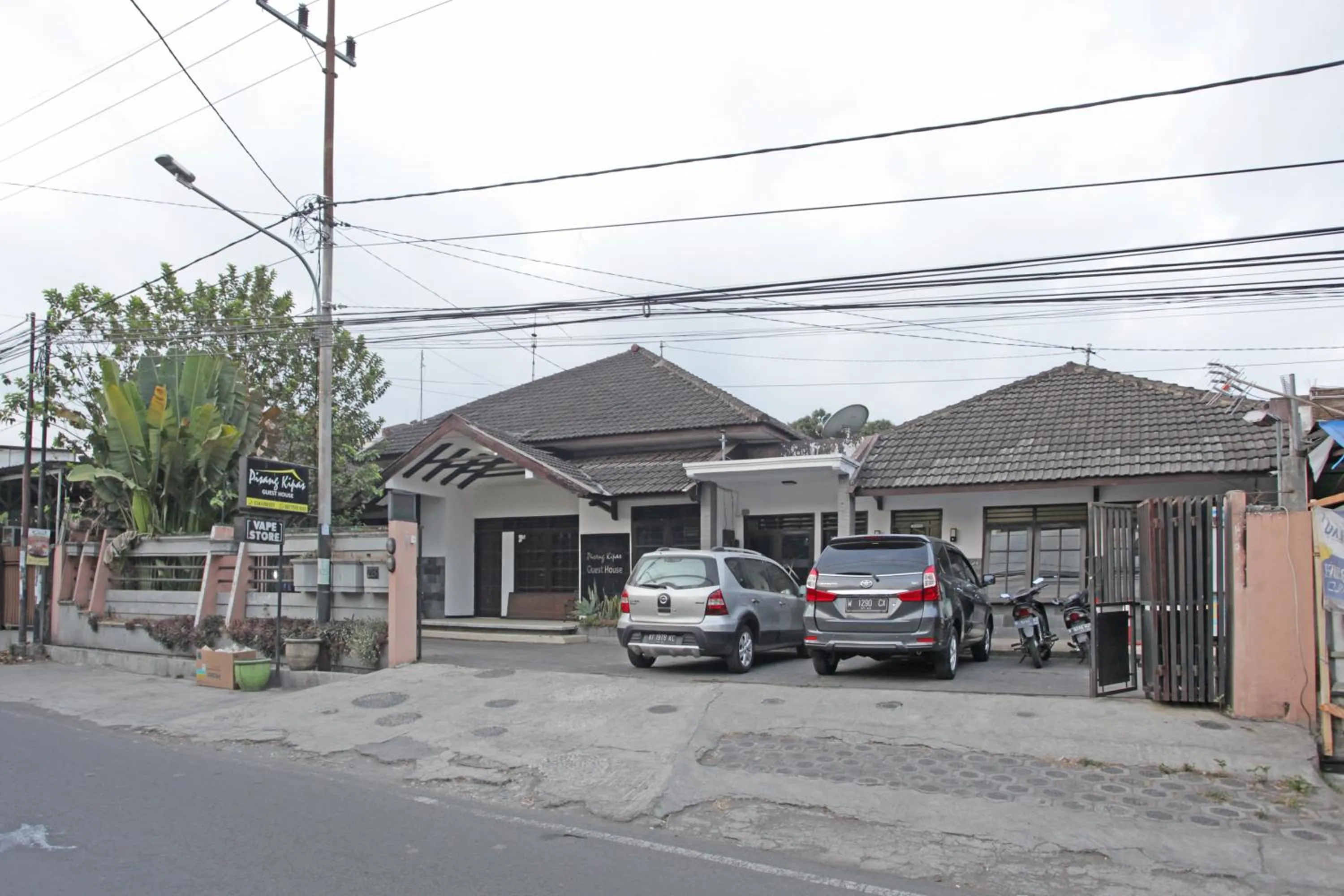 Property building in RedDoorz @ Soekarno Hatta 2