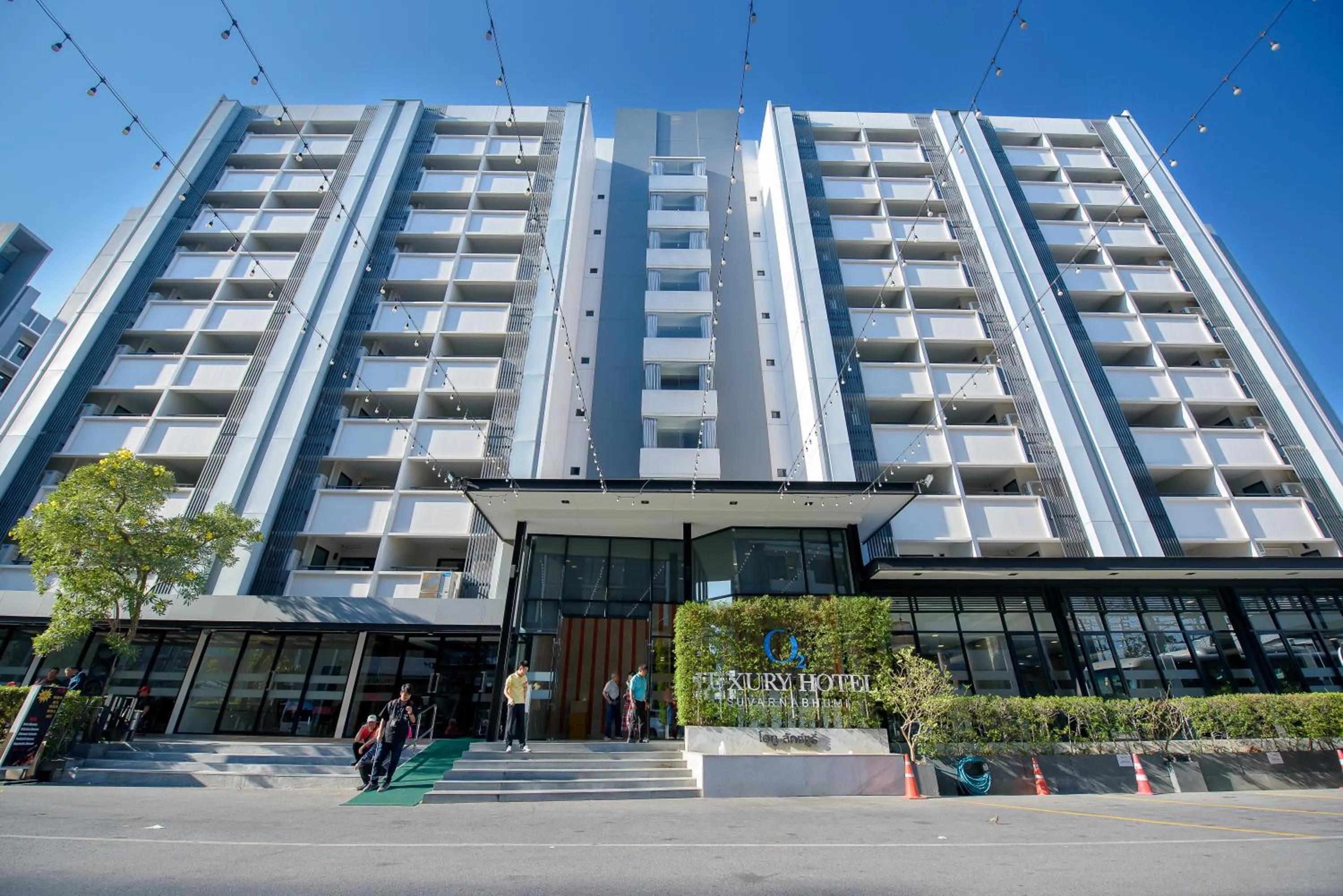 O2 Grand Suvarnabhumi Airport - Free Scheduled Shuttle from Hotel to Suvarnabhumi Airport