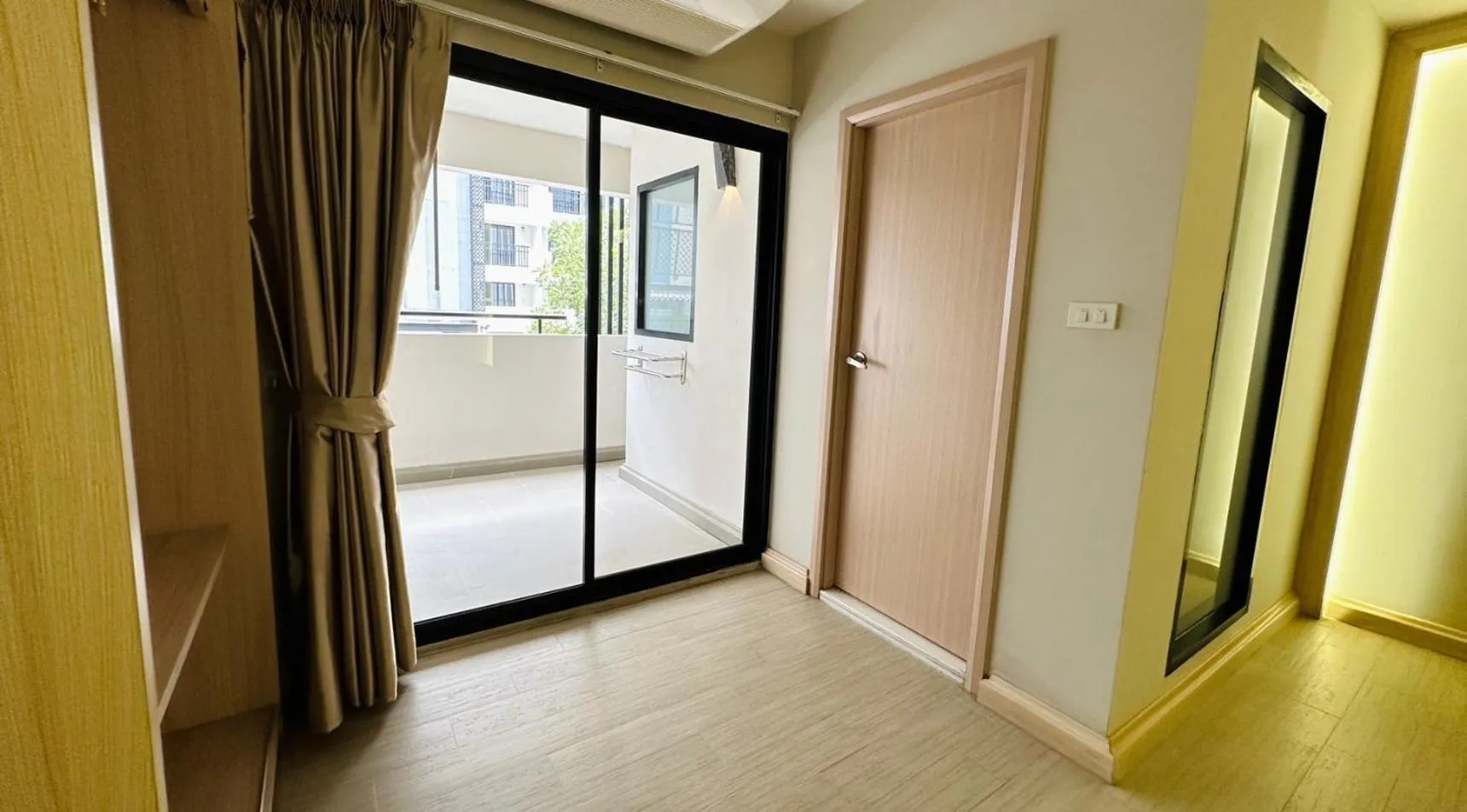 Photo of the whole room in O2 Luxury Hotel