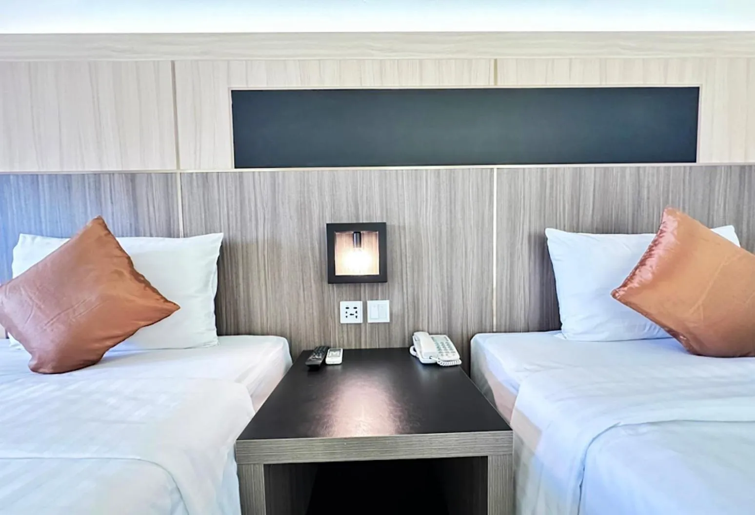 Bedroom, Bed in O2 Luxury Hotel