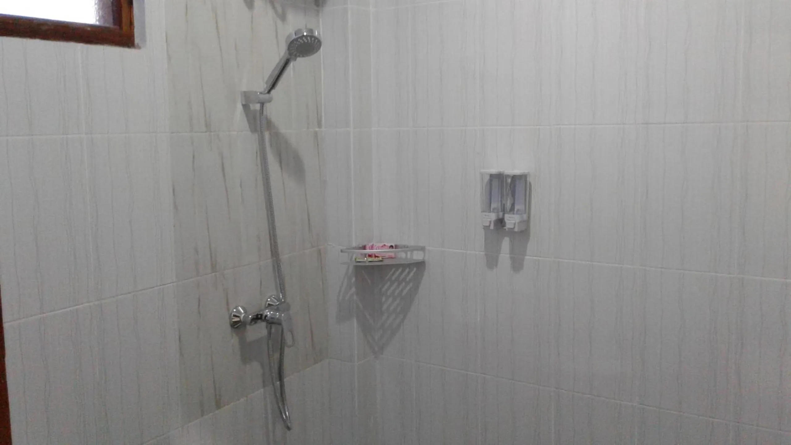 Shower in Victory Hotel