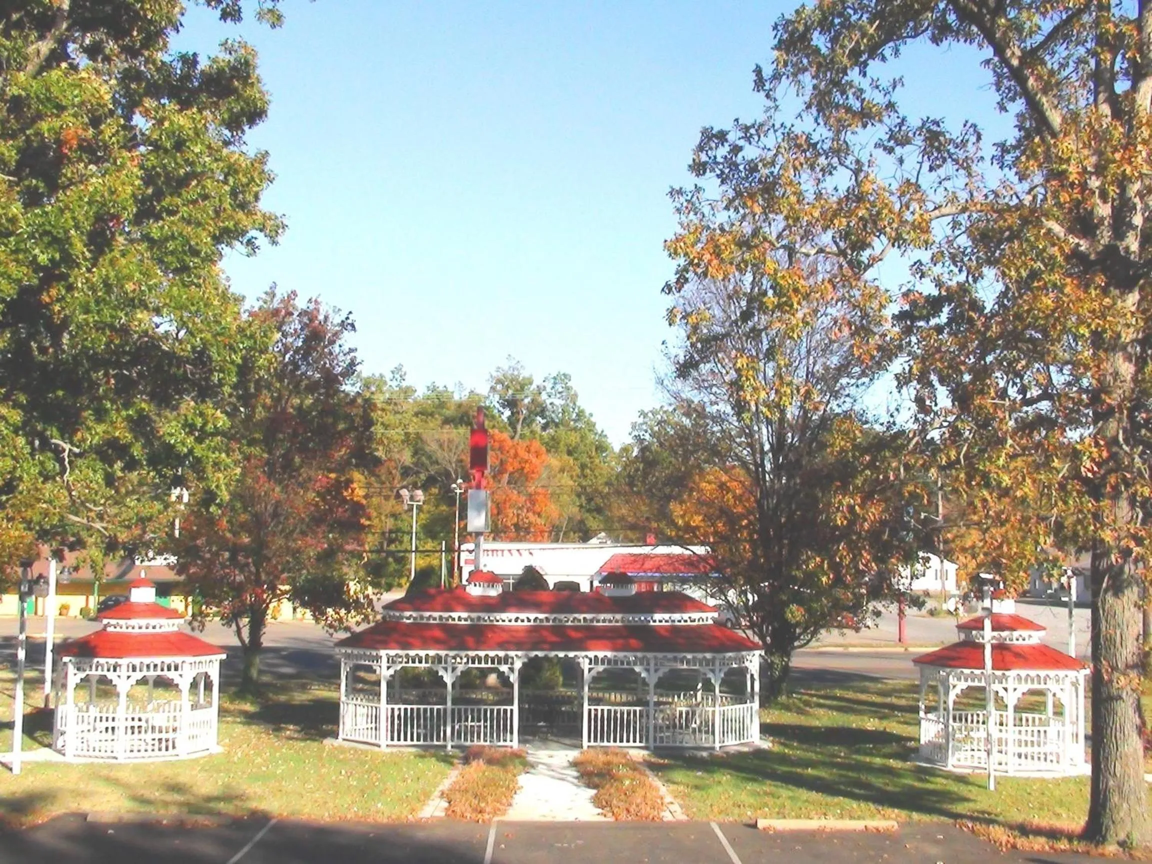 Garden in Murray Inn and Art Gallery