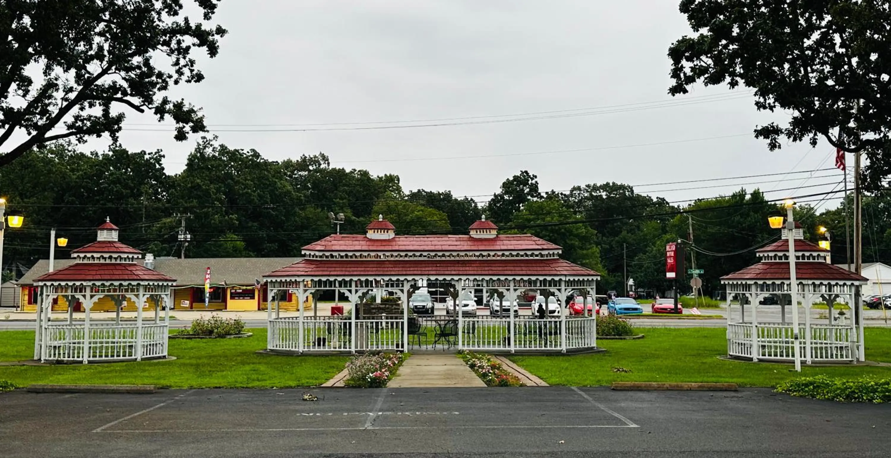 Garden in Murray Inn and Art Gallery