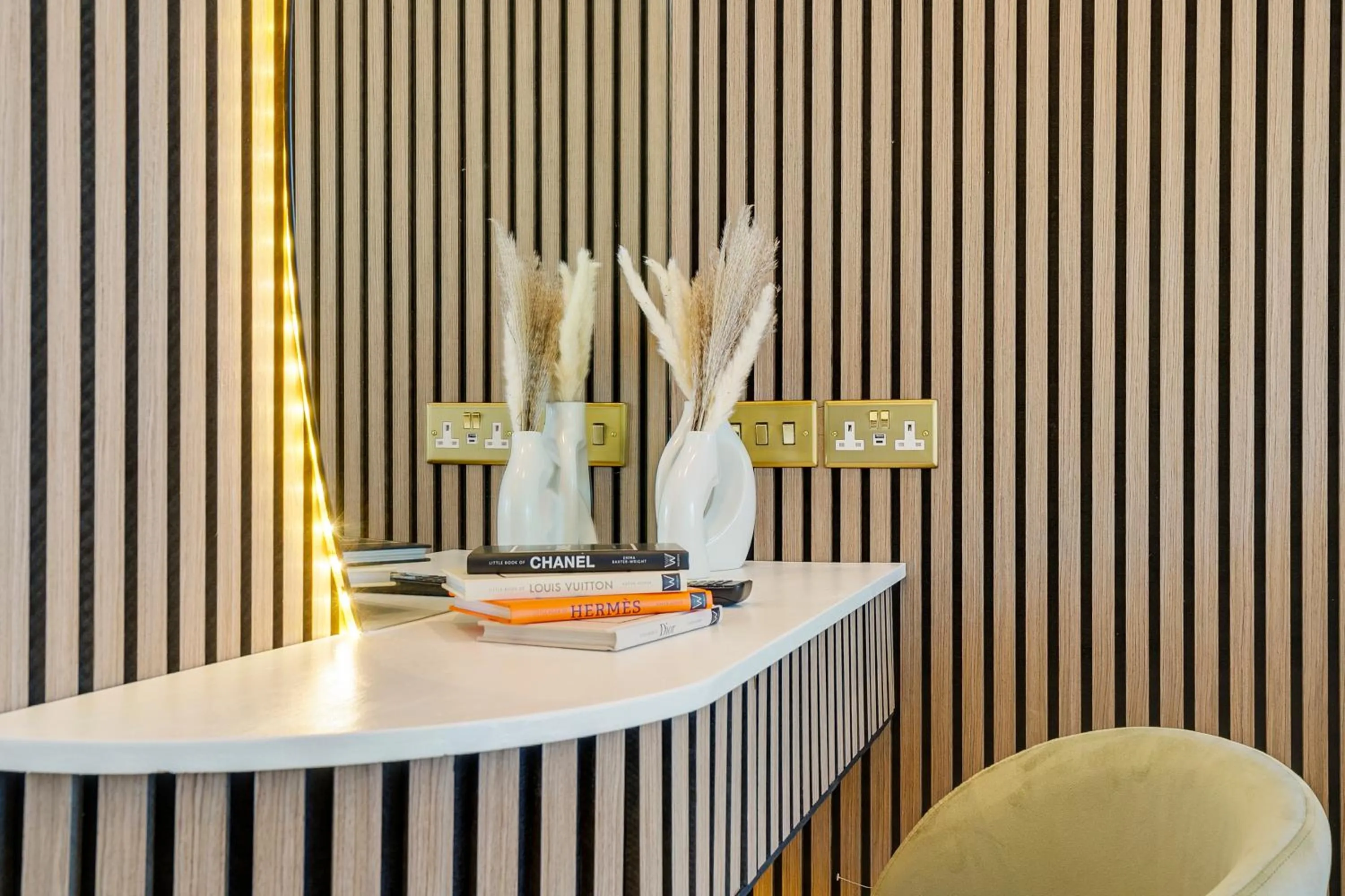 Bedroom in London Star Hotel