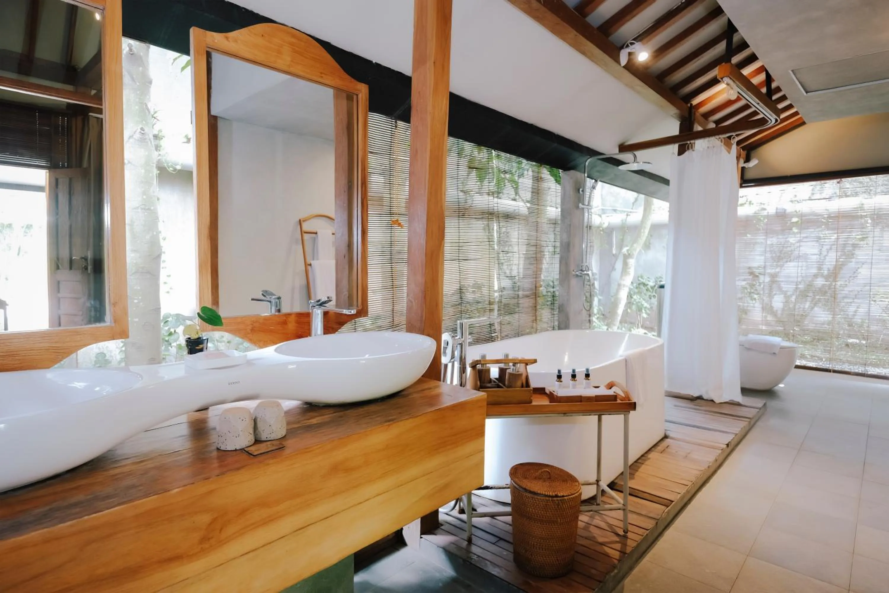 Bathroom in Ayom Java Village Solo