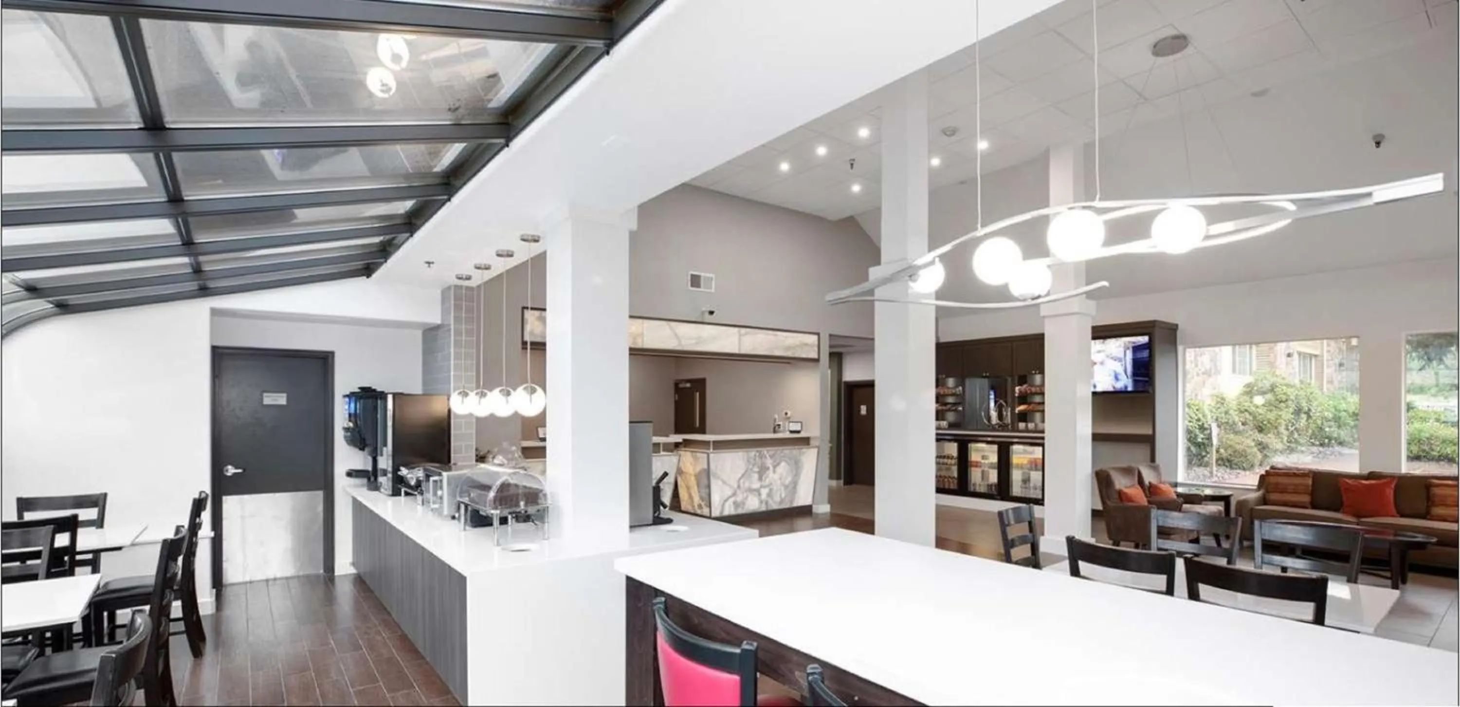 Lobby or reception in Best Western Plus Parkway Inn