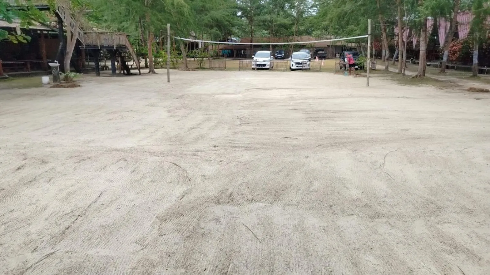 Madu Tiga Beach and Resort