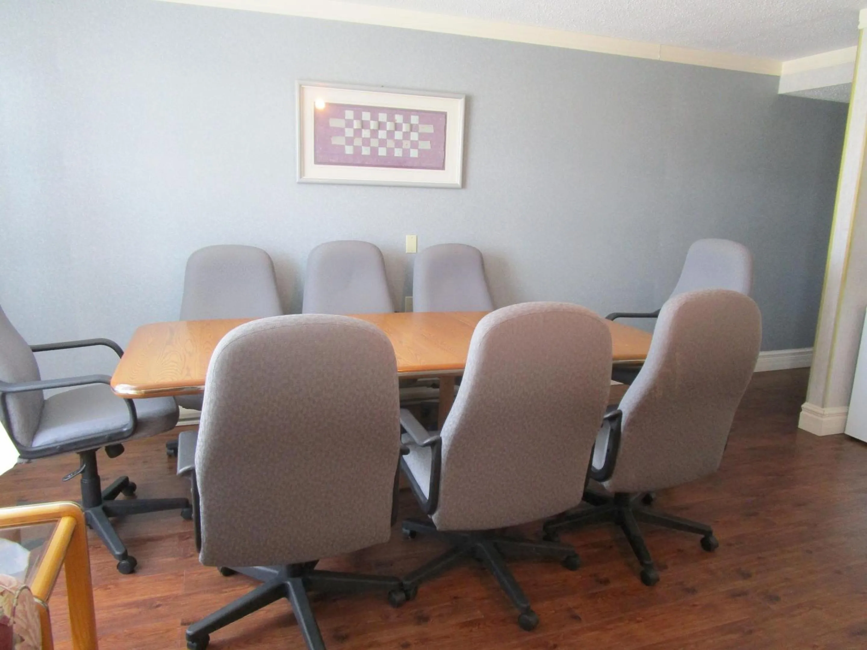 Meeting/conference room in Claymore Inn and Suites