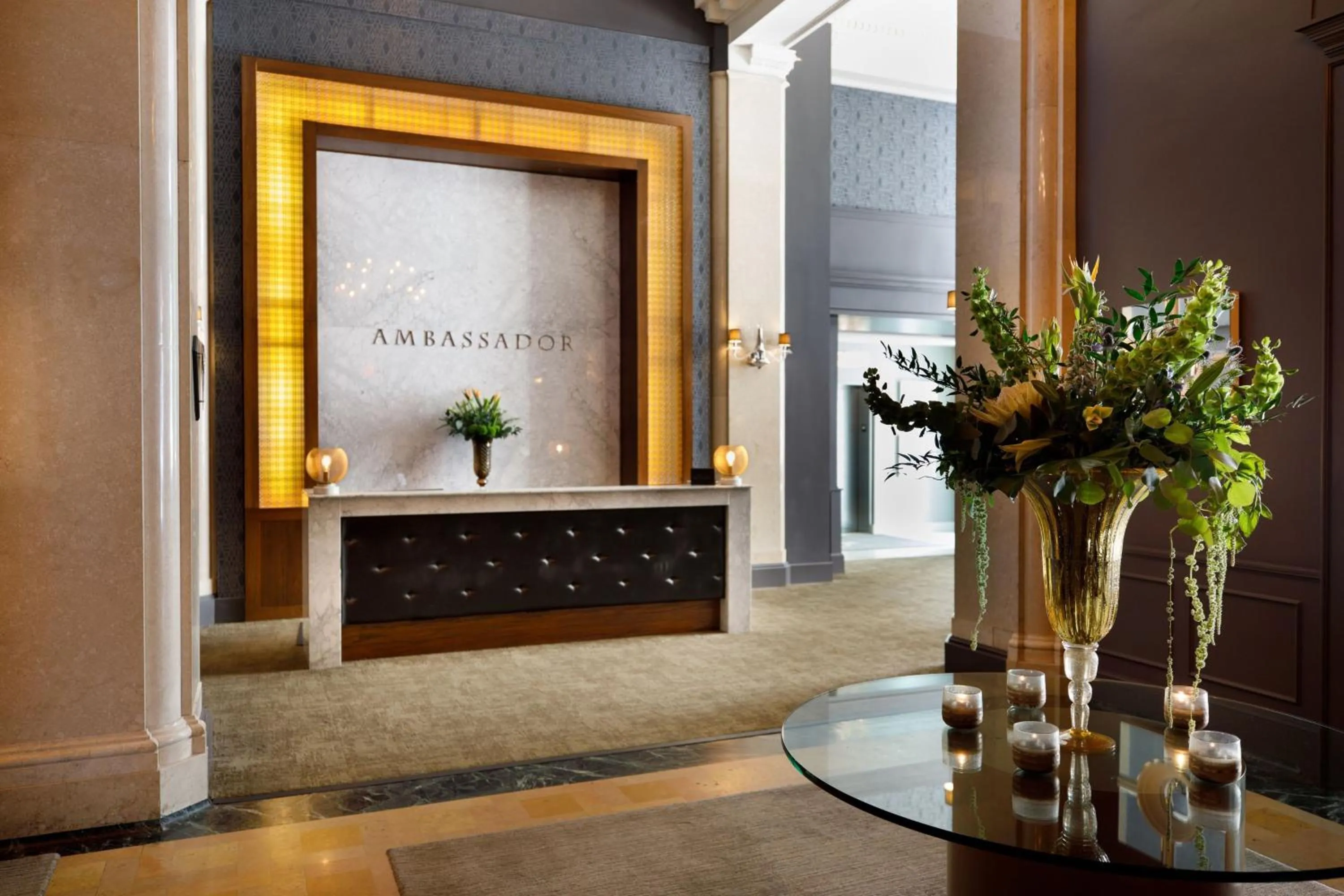 Lobby or reception in Ambassador Hotel Kansas City, Autograph Collection
