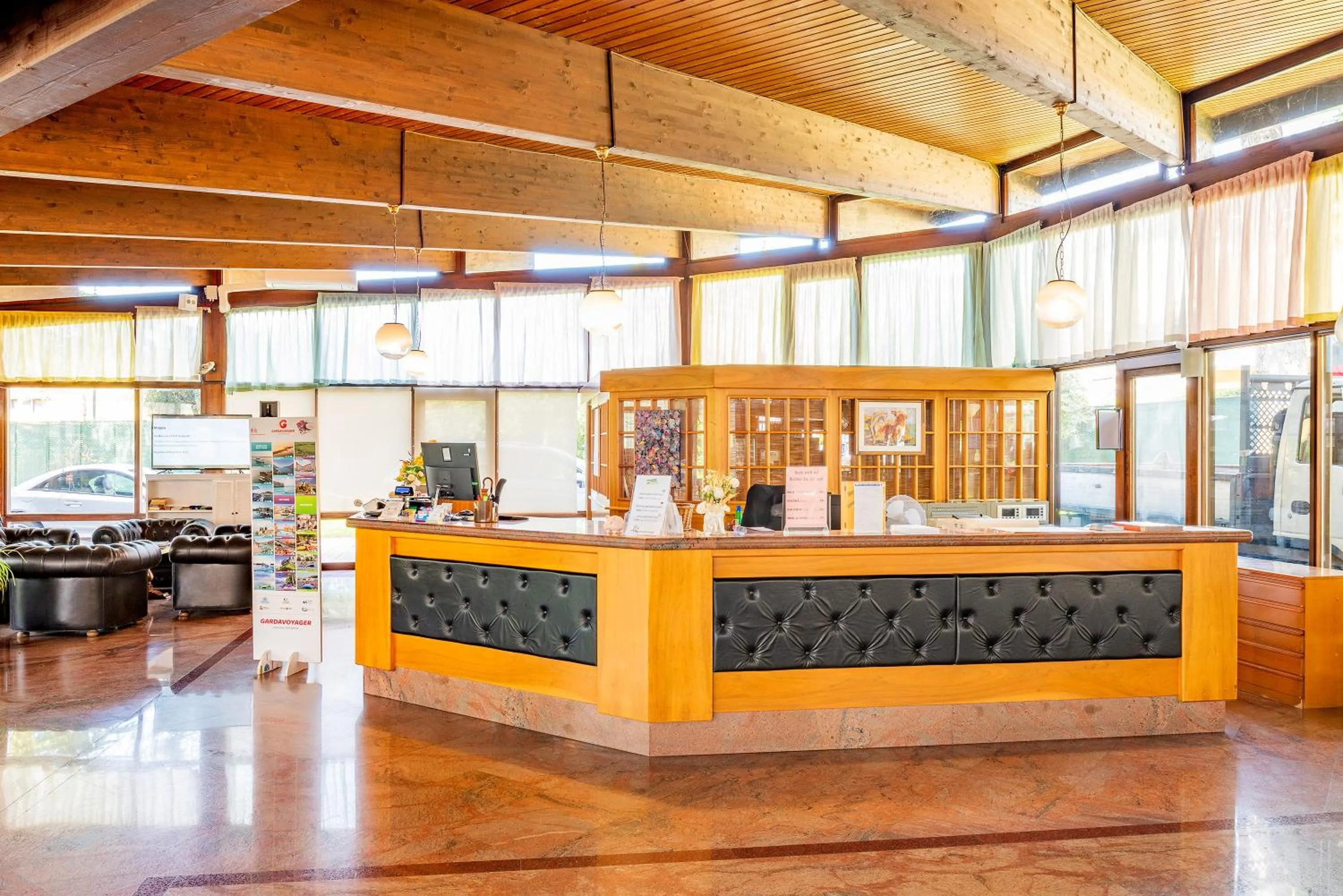 Lobby or reception in Hotel Royal