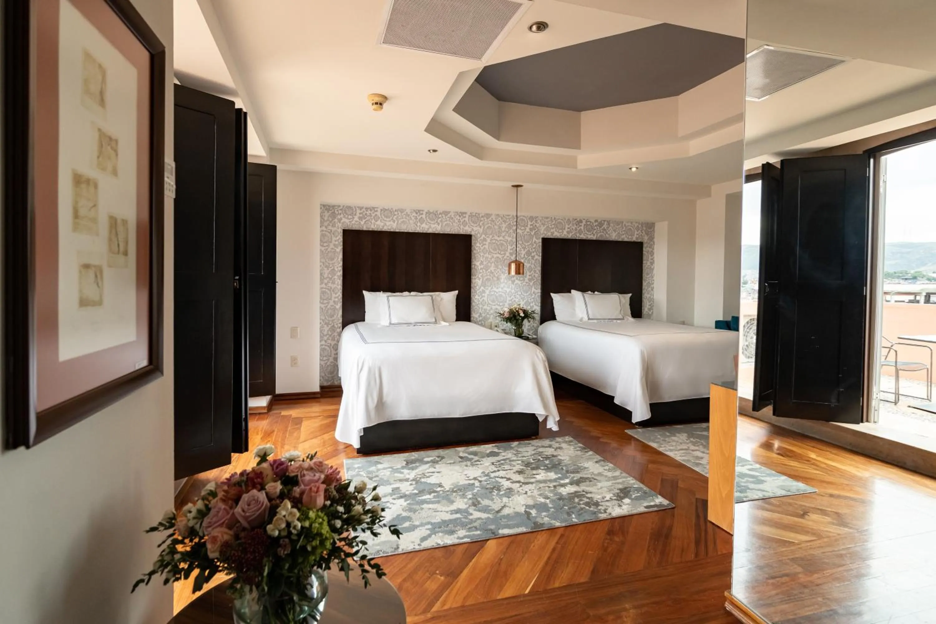 Bedroom, Bed in Santa Rita Hotel del Arte