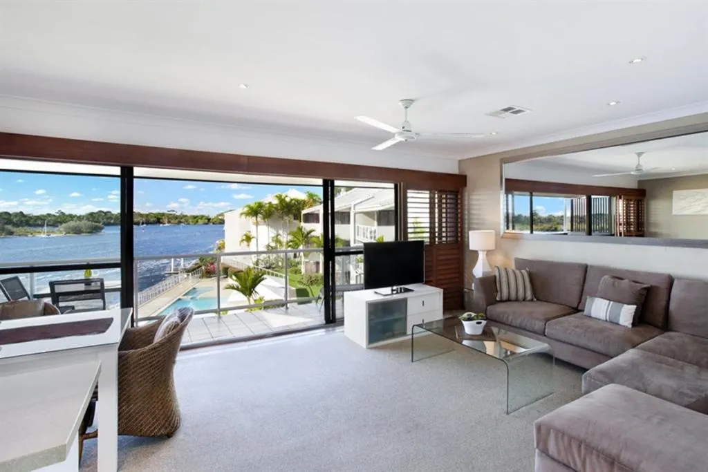 Noosa Shores Resort