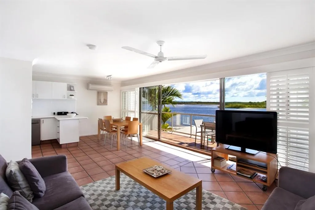 Noosa Shores Resort
