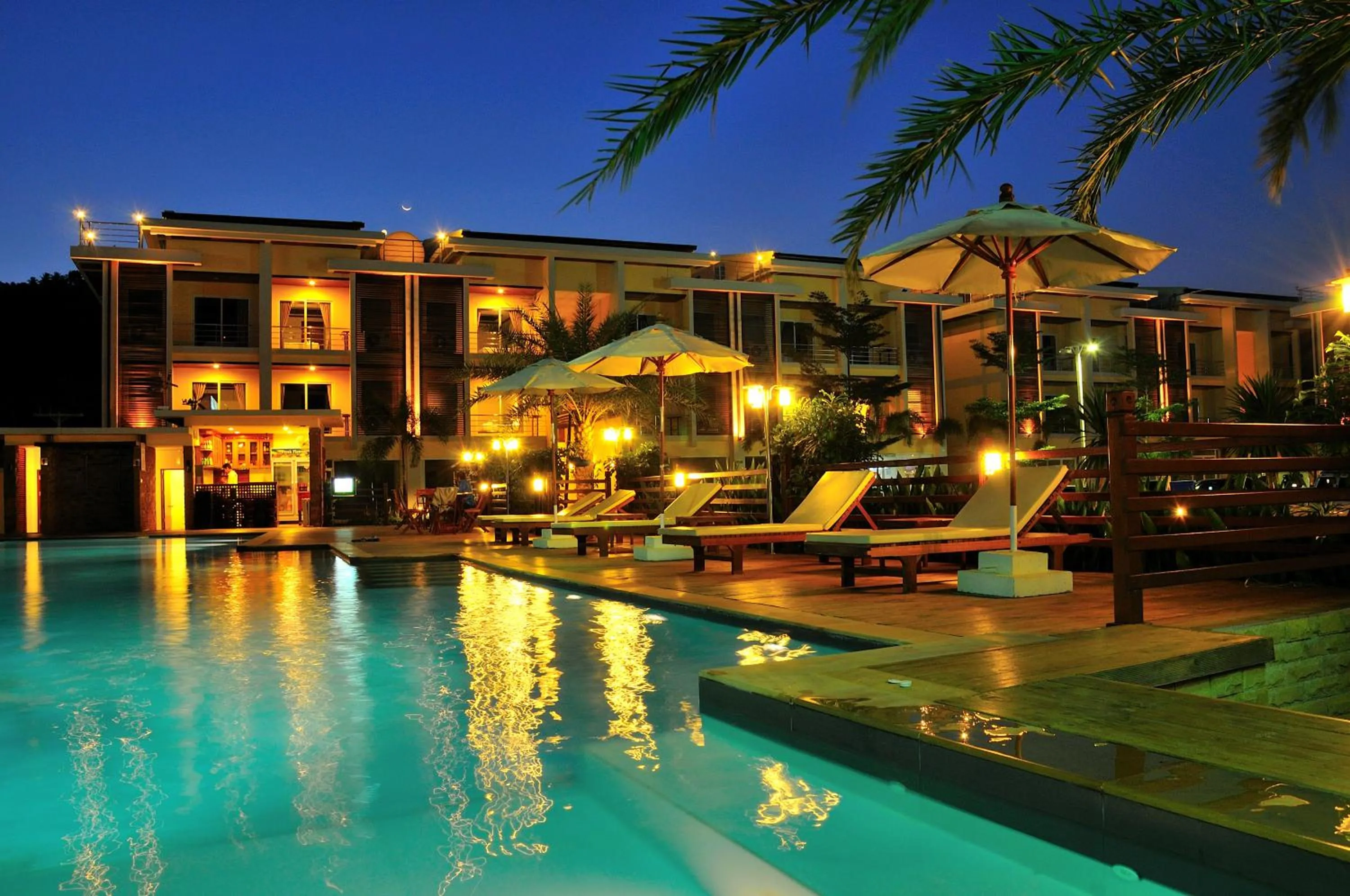 Lounge or bar in Boonjumnong Modern Apartment