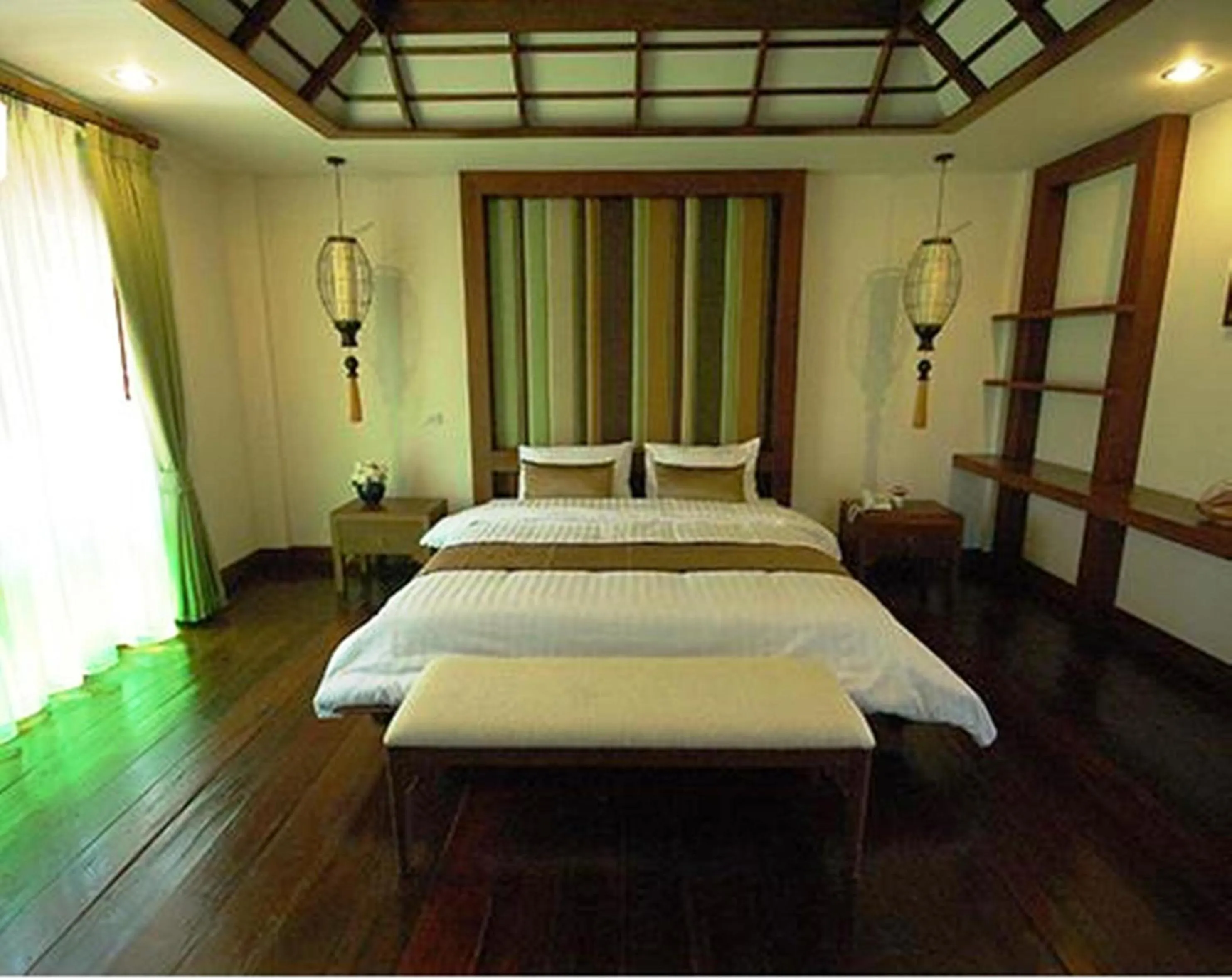 Bed in Villa Korbhun Khinbua