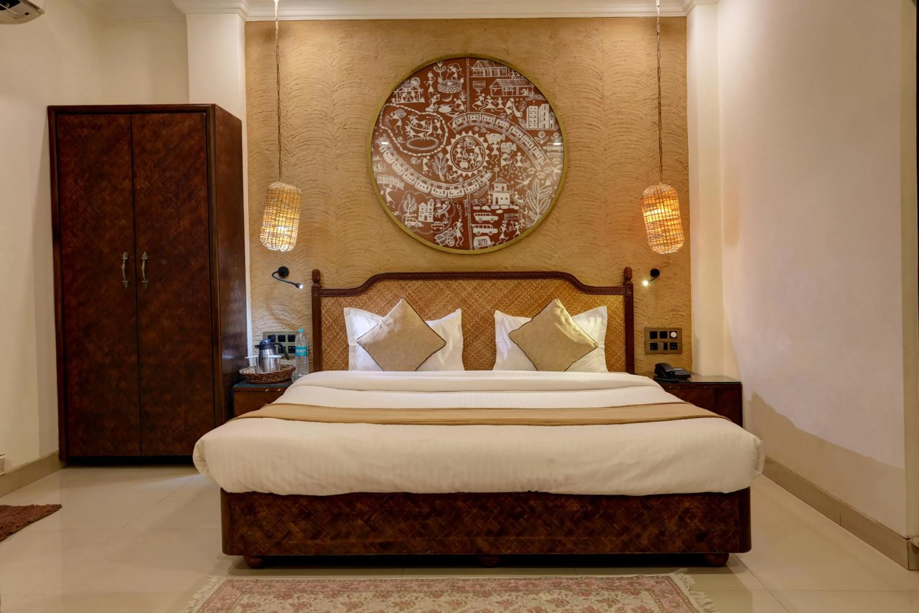 Bedroom, Bed in Accord Hotel