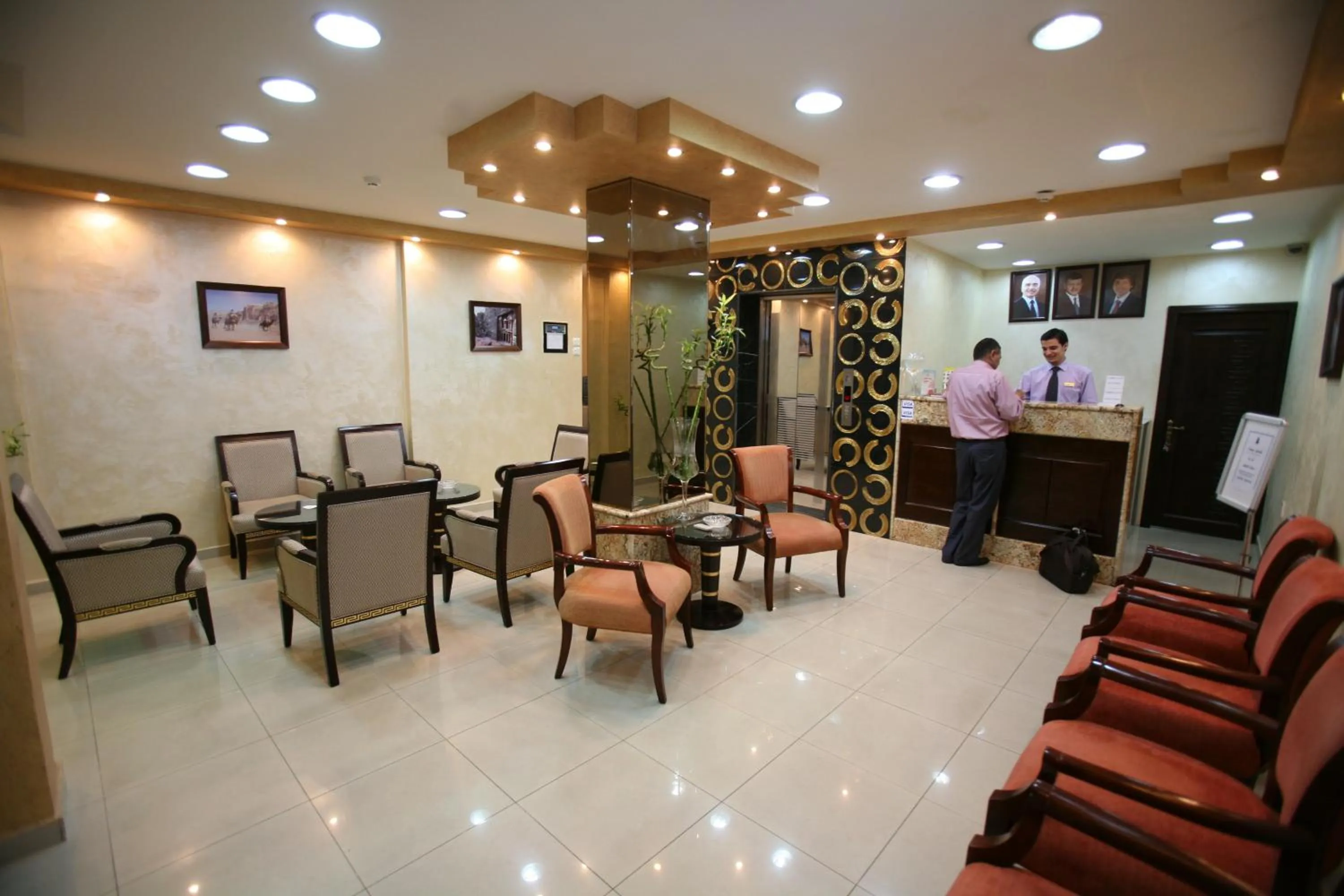 Lobby or reception in Cedar Hotel