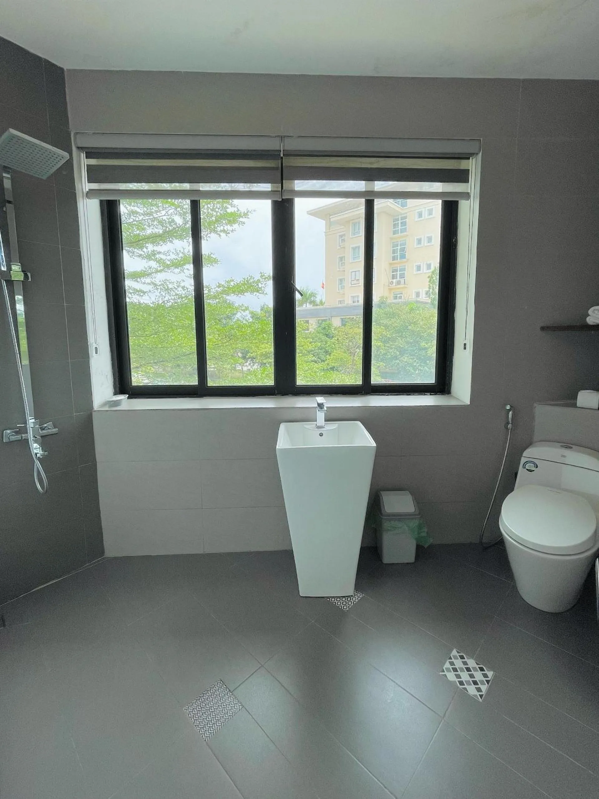 Shower in SOLEIL HOSTEL