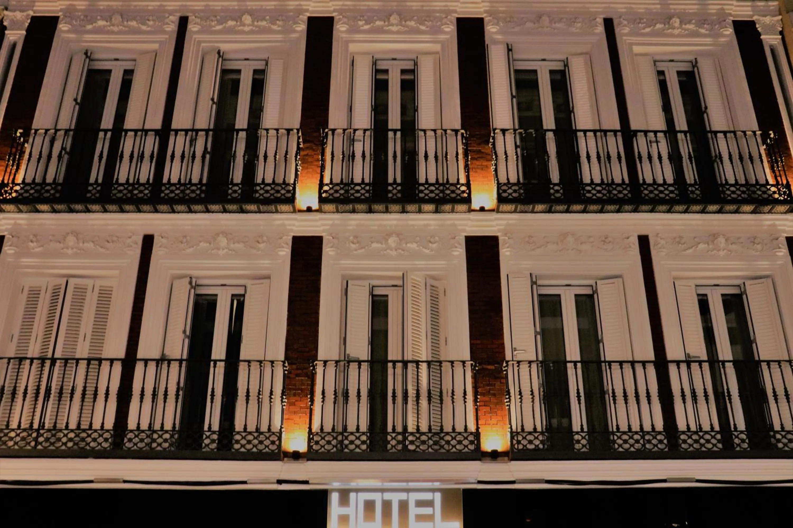 Facade/entrance, Property Building in Hotelfreedom