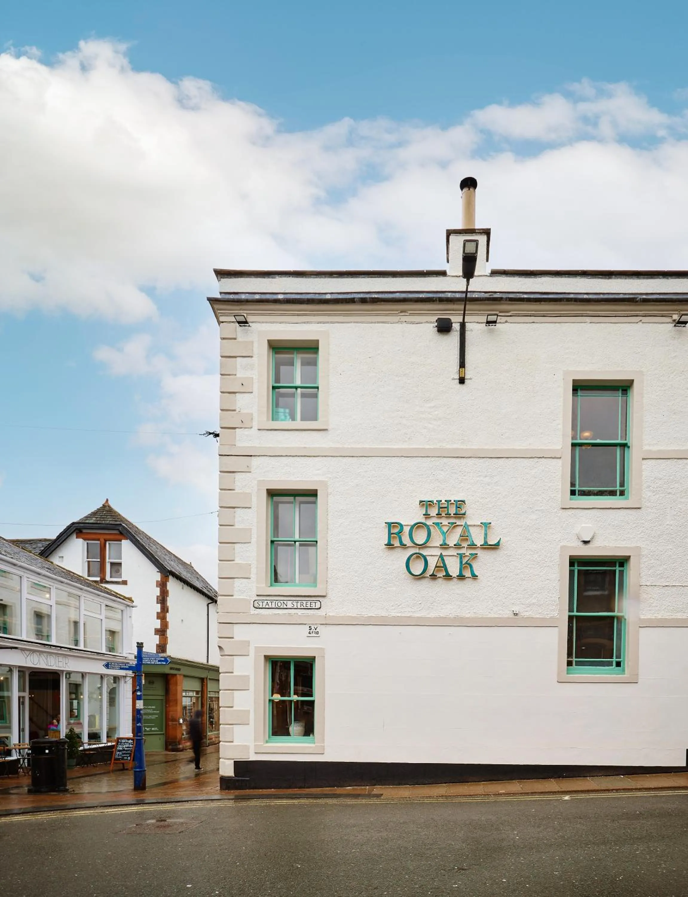 Property building in Royal Oak at Keswick