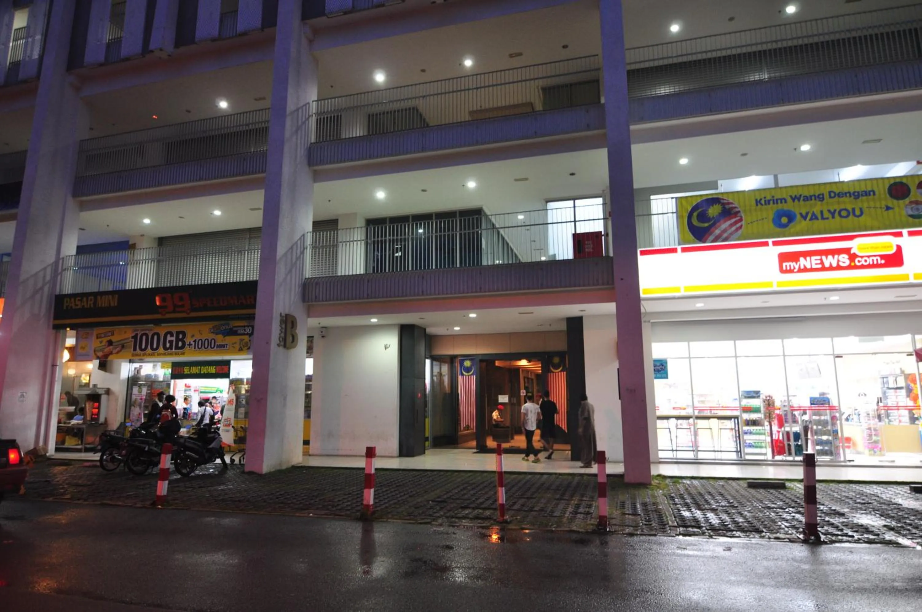 Property building in Paragon @ Cyberjaya by Idealhub