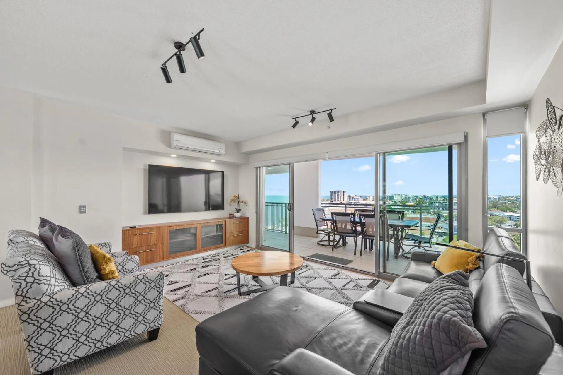 Balcony/Terrace in Proximity Waterfront Apartments