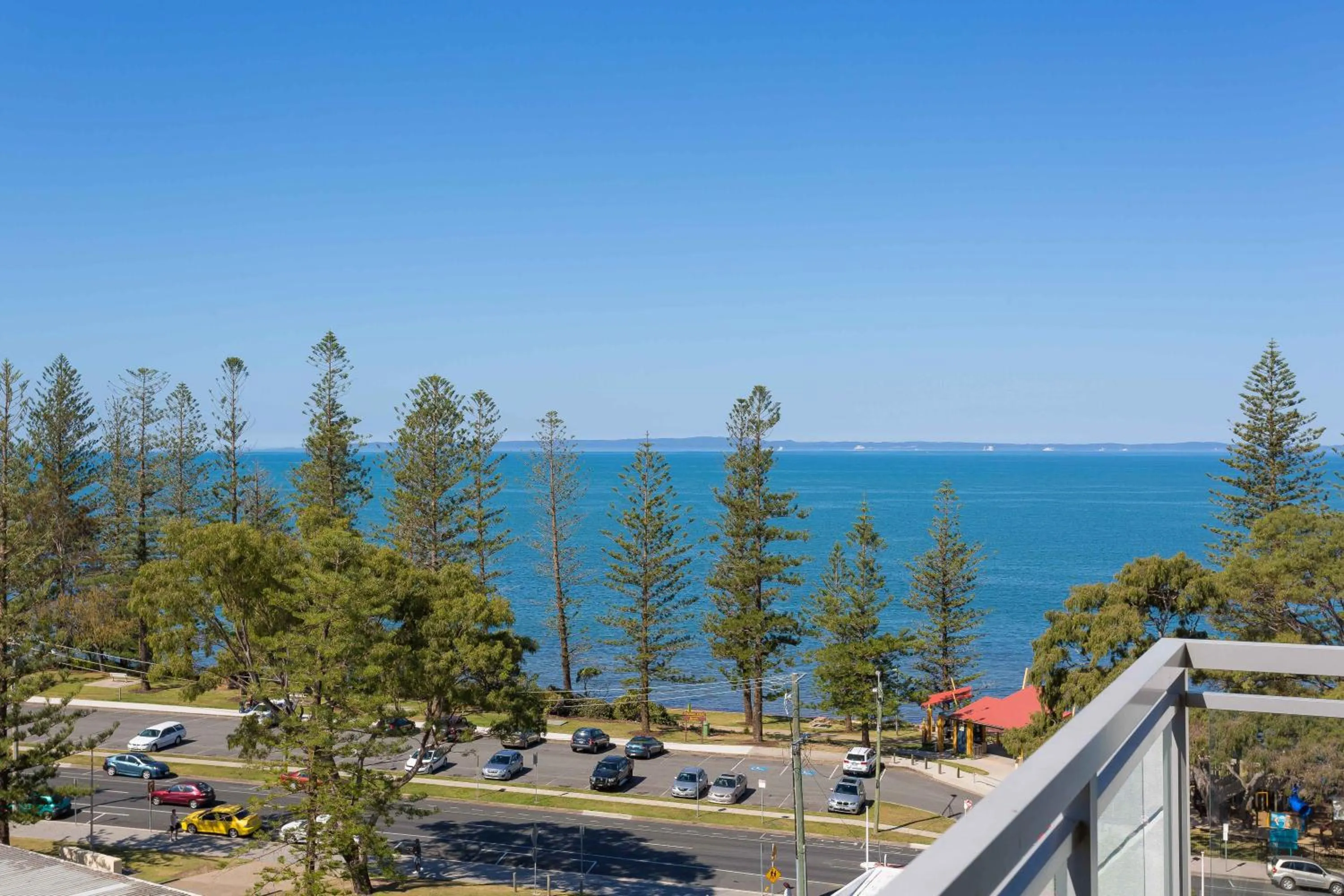 Sea view in Proximity Waterfront Apartments