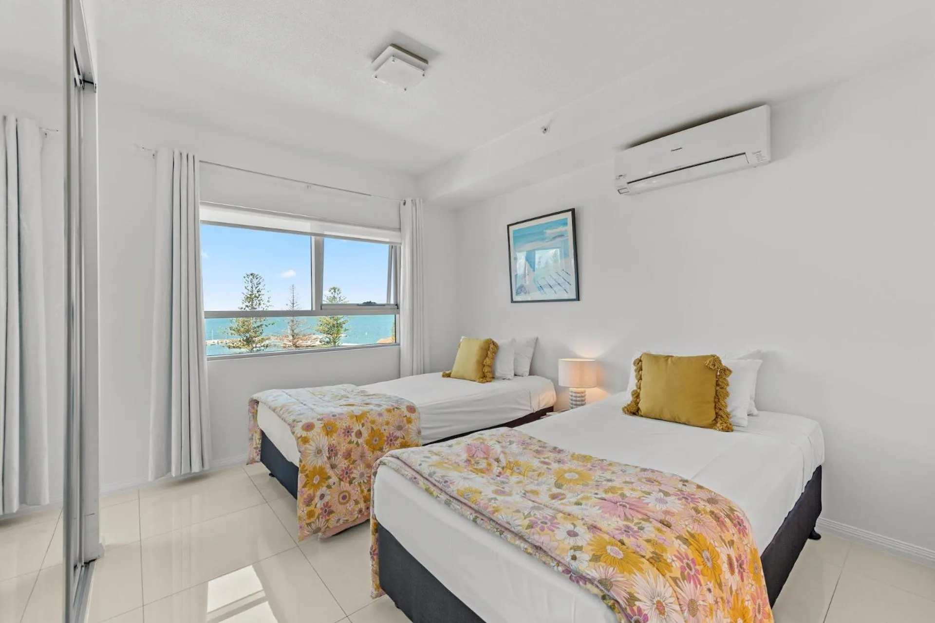 Bedroom, Bed in Proximity Waterfront Apartments